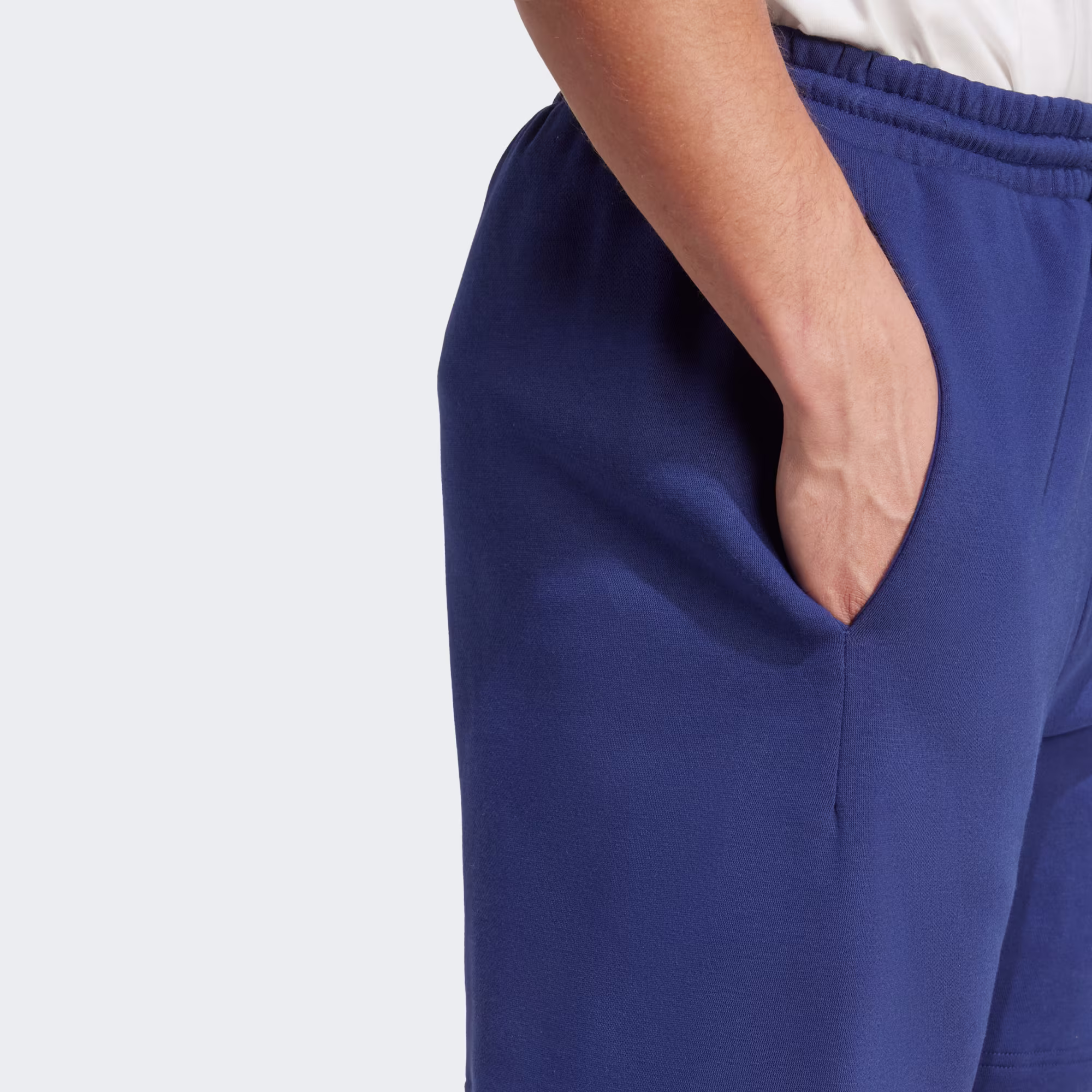 მამაკაცის შორტი