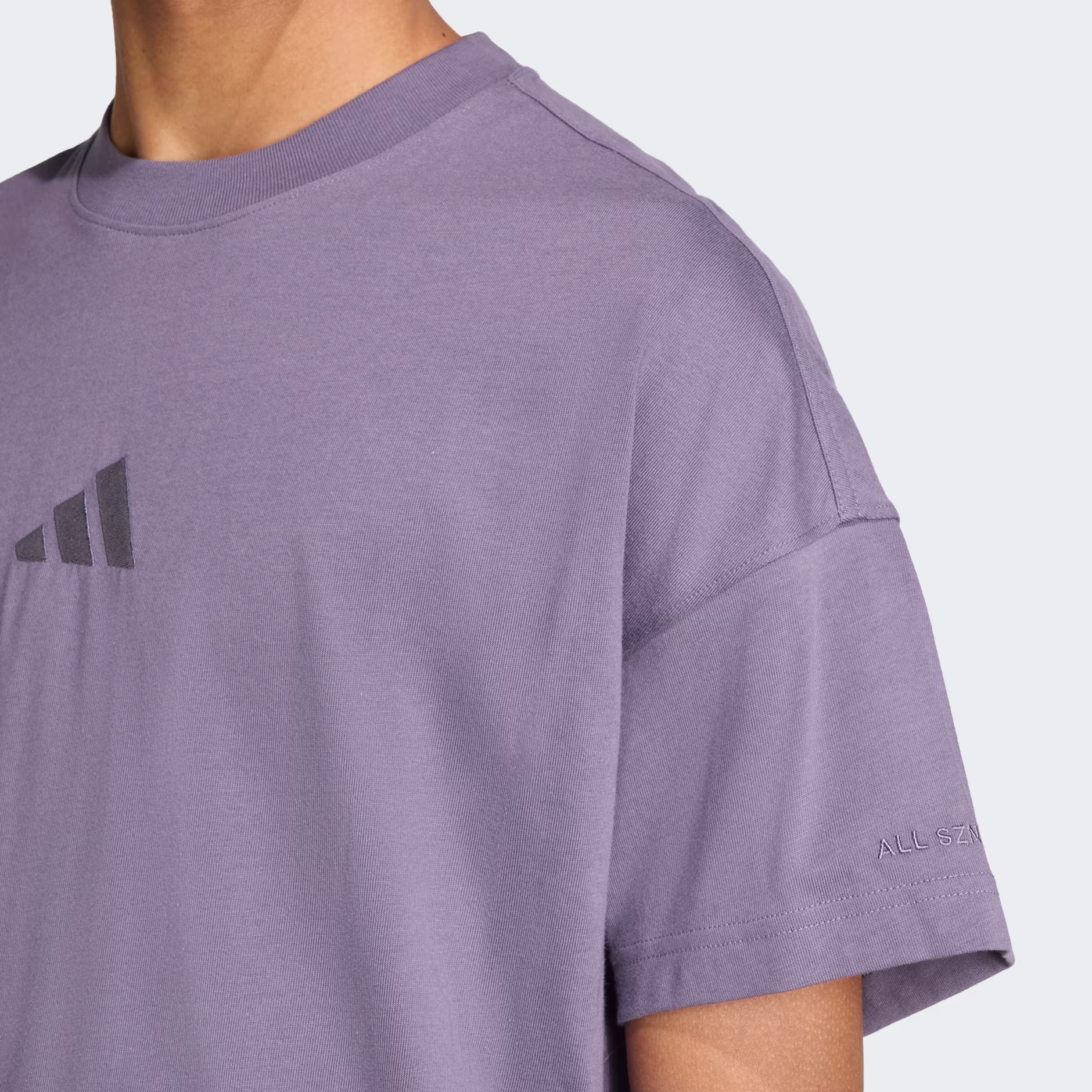 Adidas მამაკაცის მაისური