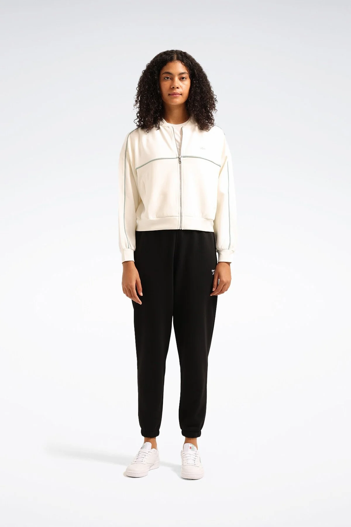 ქალის ჯემპრი