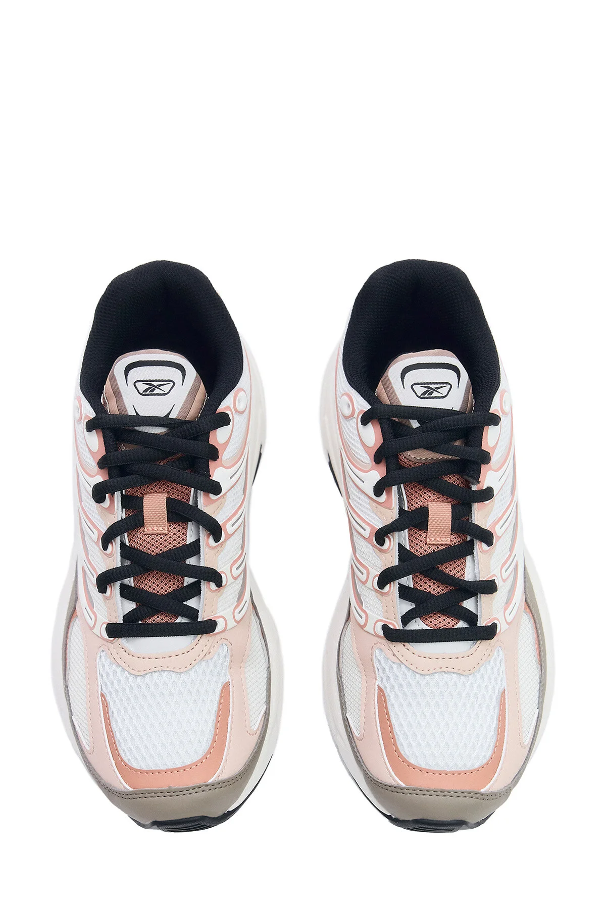 ქალის სპორტული ფეხსაცმელი