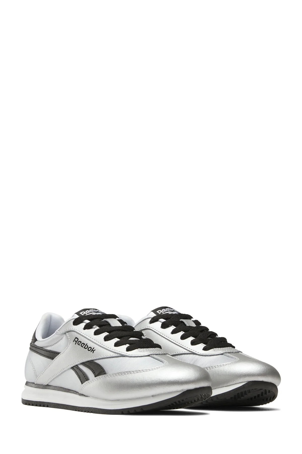 ქალის სპორტული ფეხსაცმელი