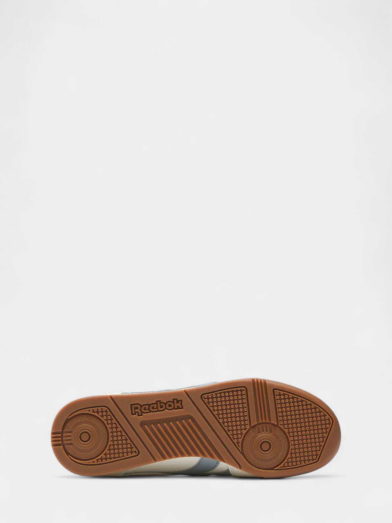 ქალის სპორტული ფეხსაცმელი