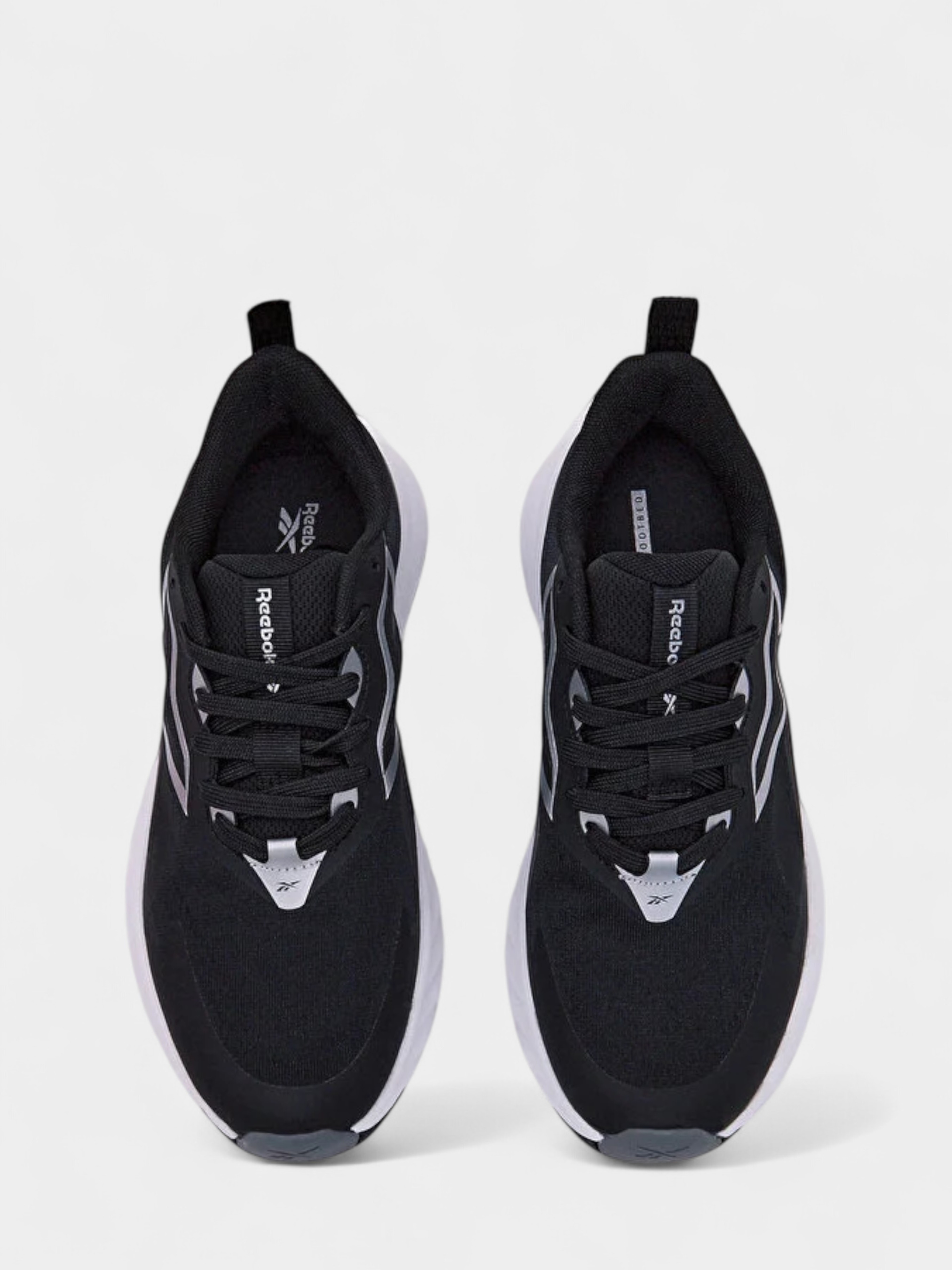 ქალის სპორტული ფეხსაცმელი