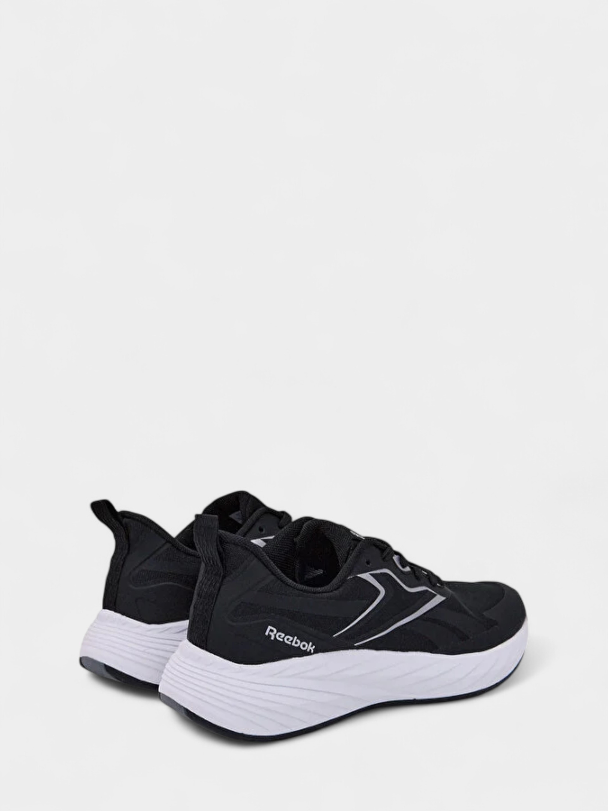 ქალის სპორტული ფეხსაცმელი