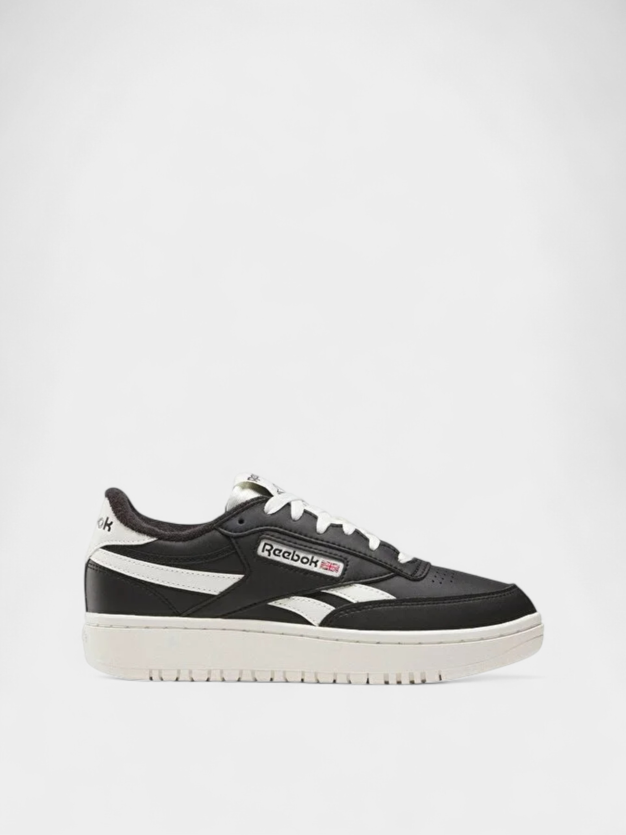 ქალის სპორტული ფეხსაცმელი