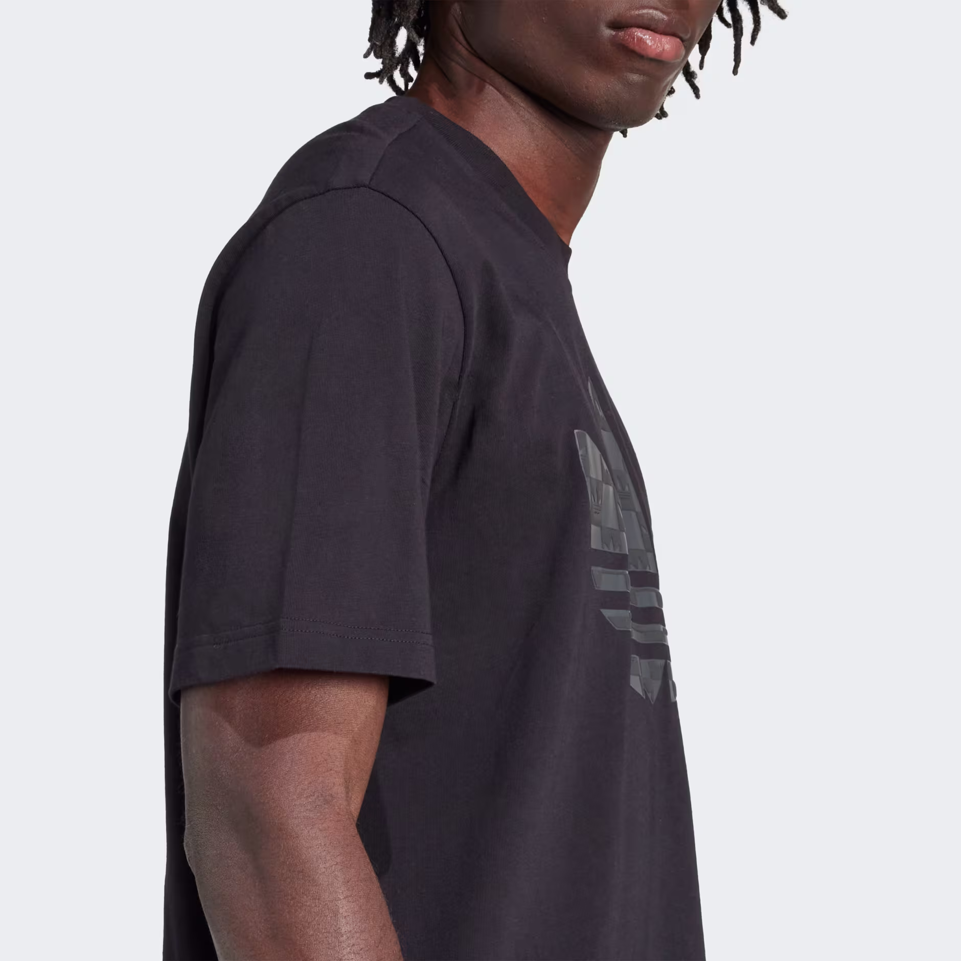 Adidas მამაკაცის მაისური