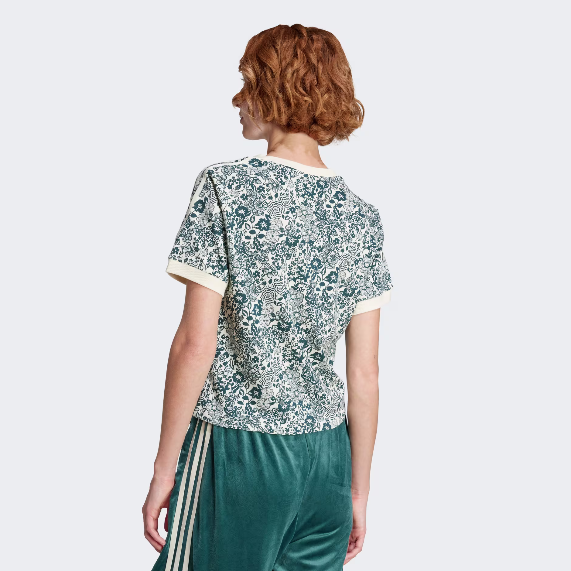 ქალის მაისური