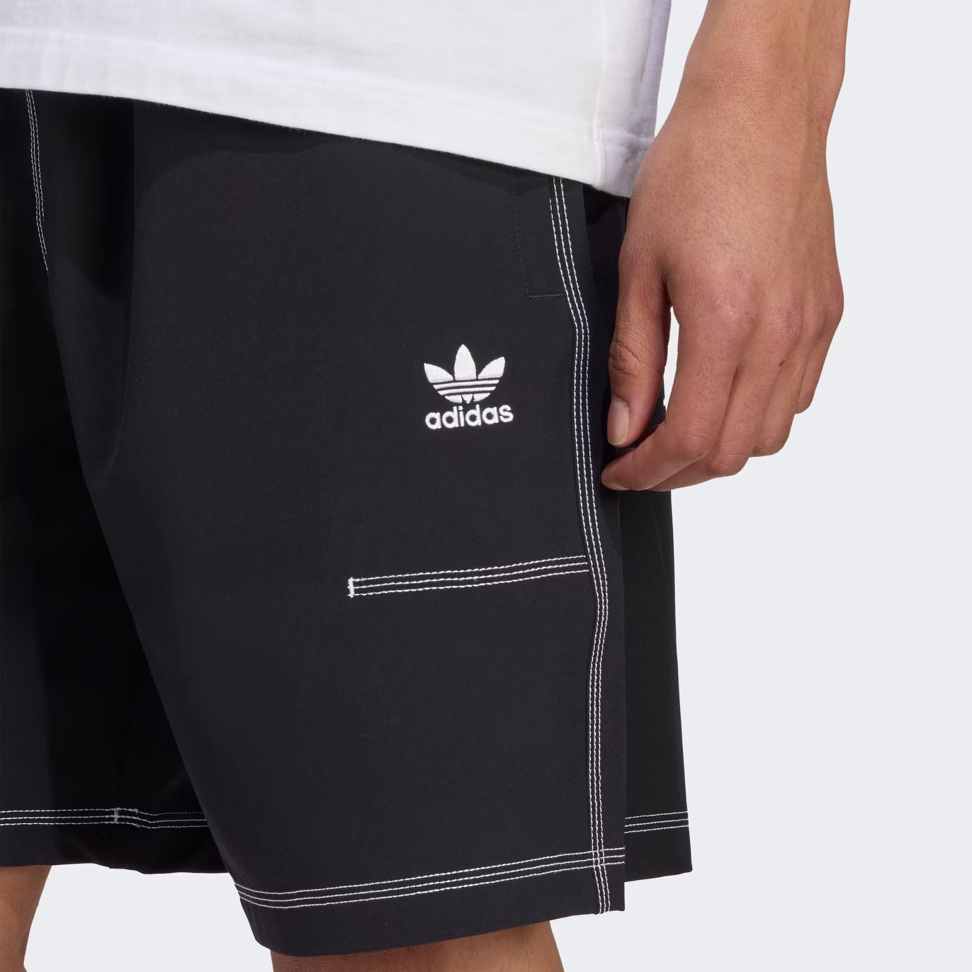 Adidas მამაკაცის შორტი