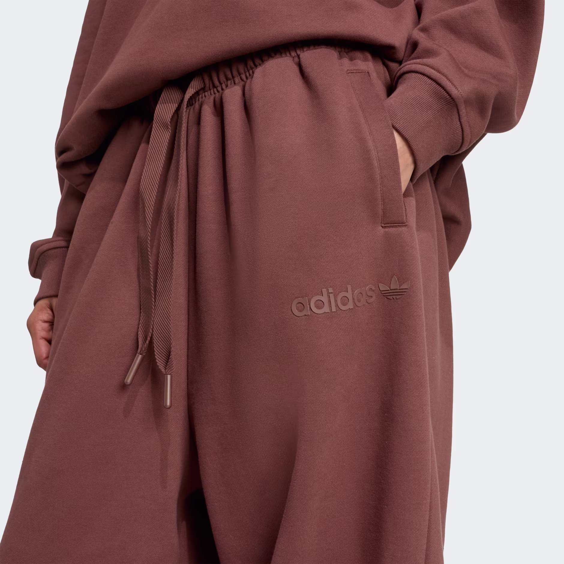 Adidas ქალის შარვალი