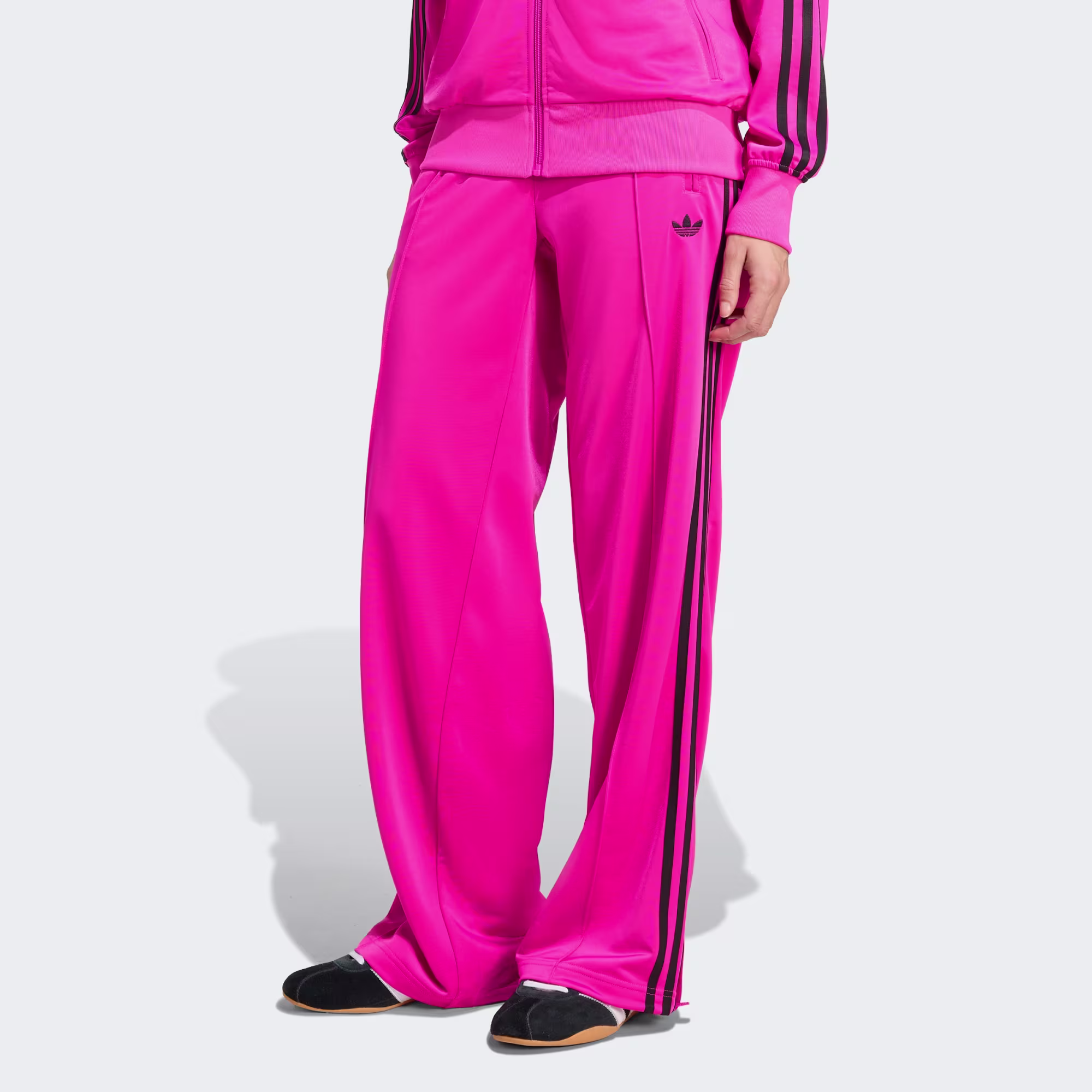 ქალის შარვალი