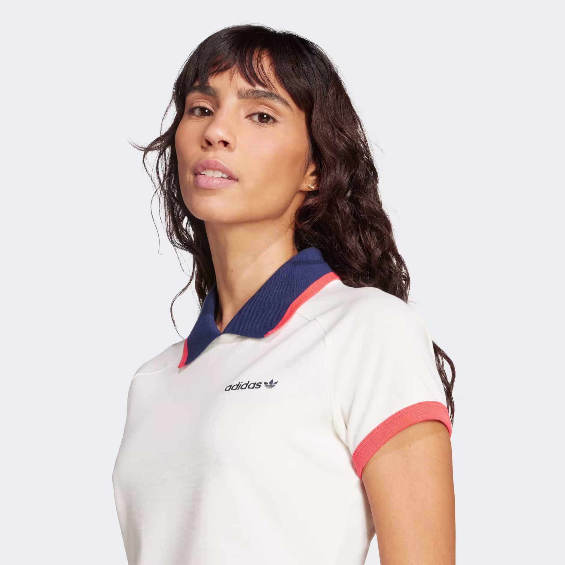 Adidas ქალის მაისური
