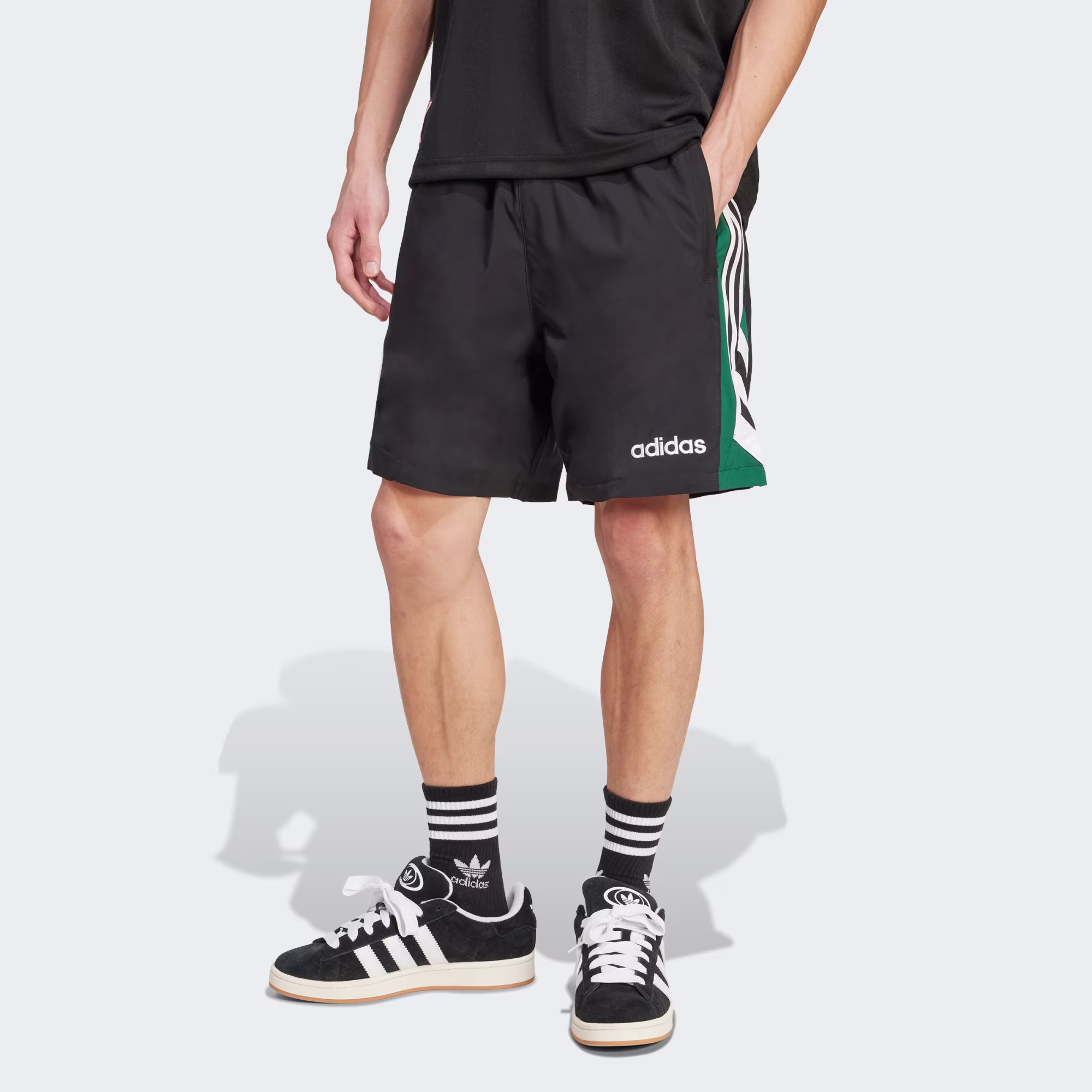 Adidas მამაკაცის შორტი