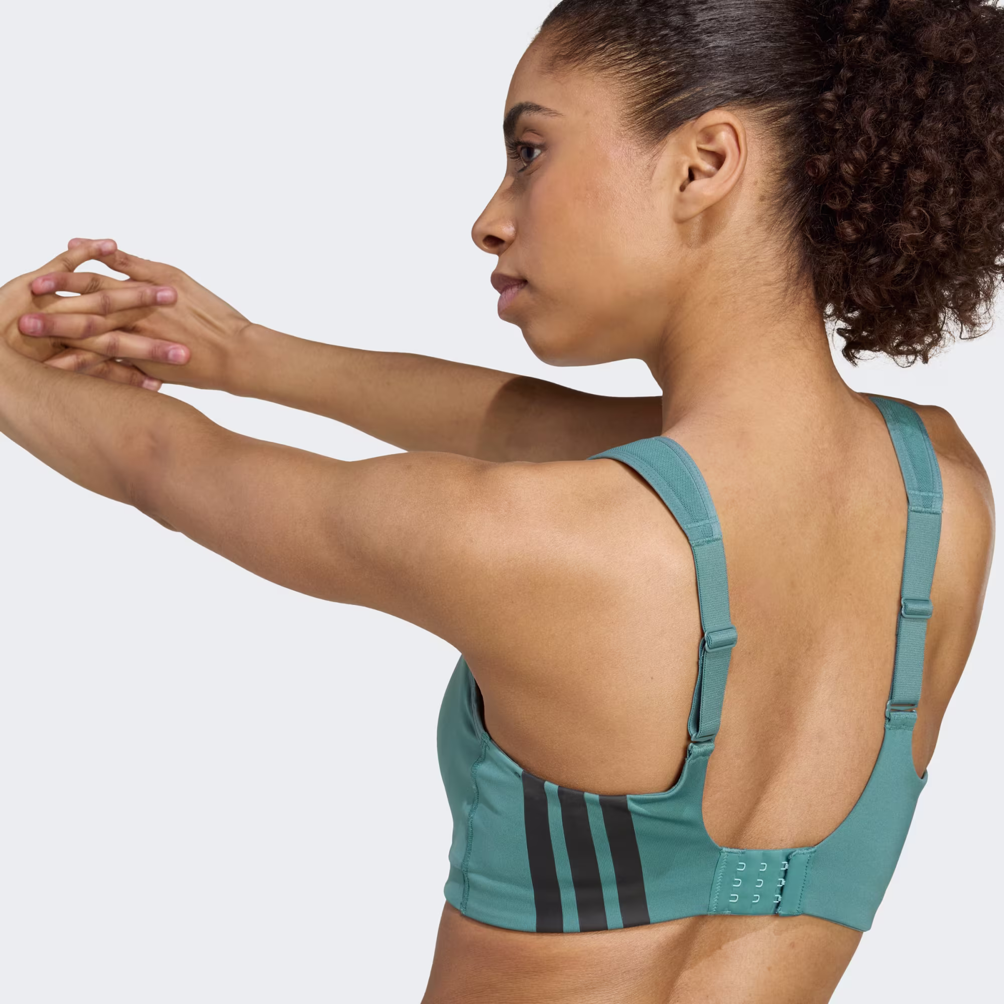 ქალის მაისური