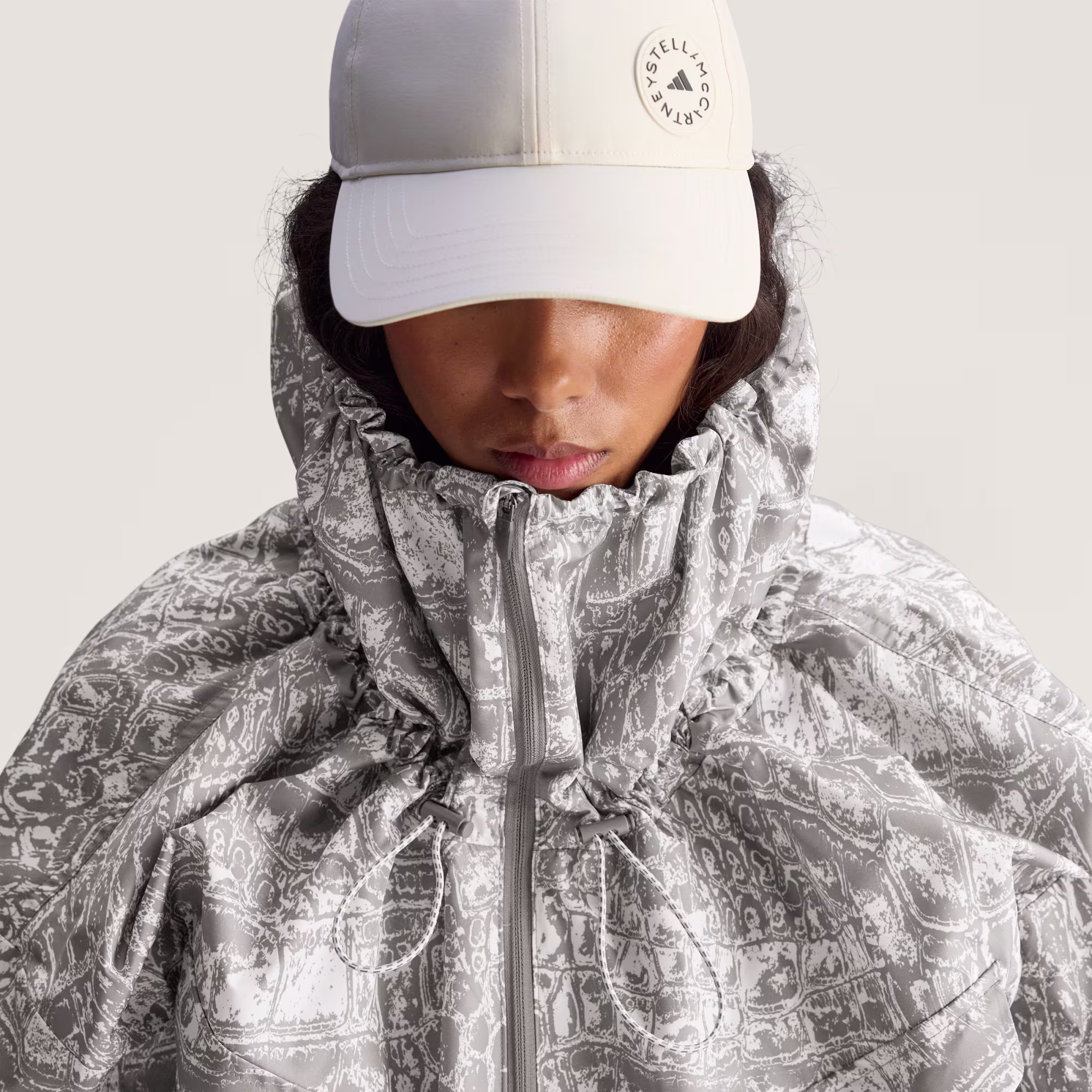 ქალის ჯემპრი