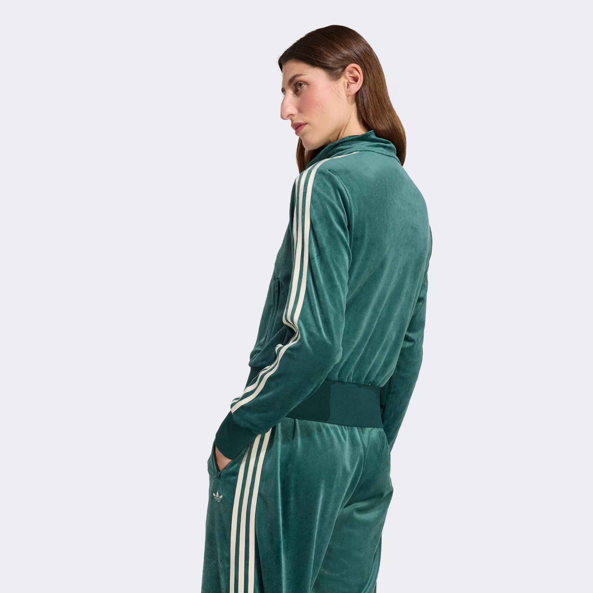 Adidas ქალის ჯემპრი