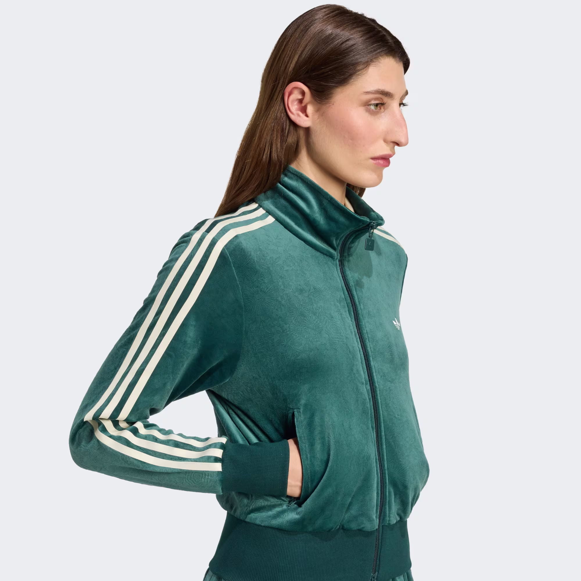 Adidas ქალის ჯემპრი