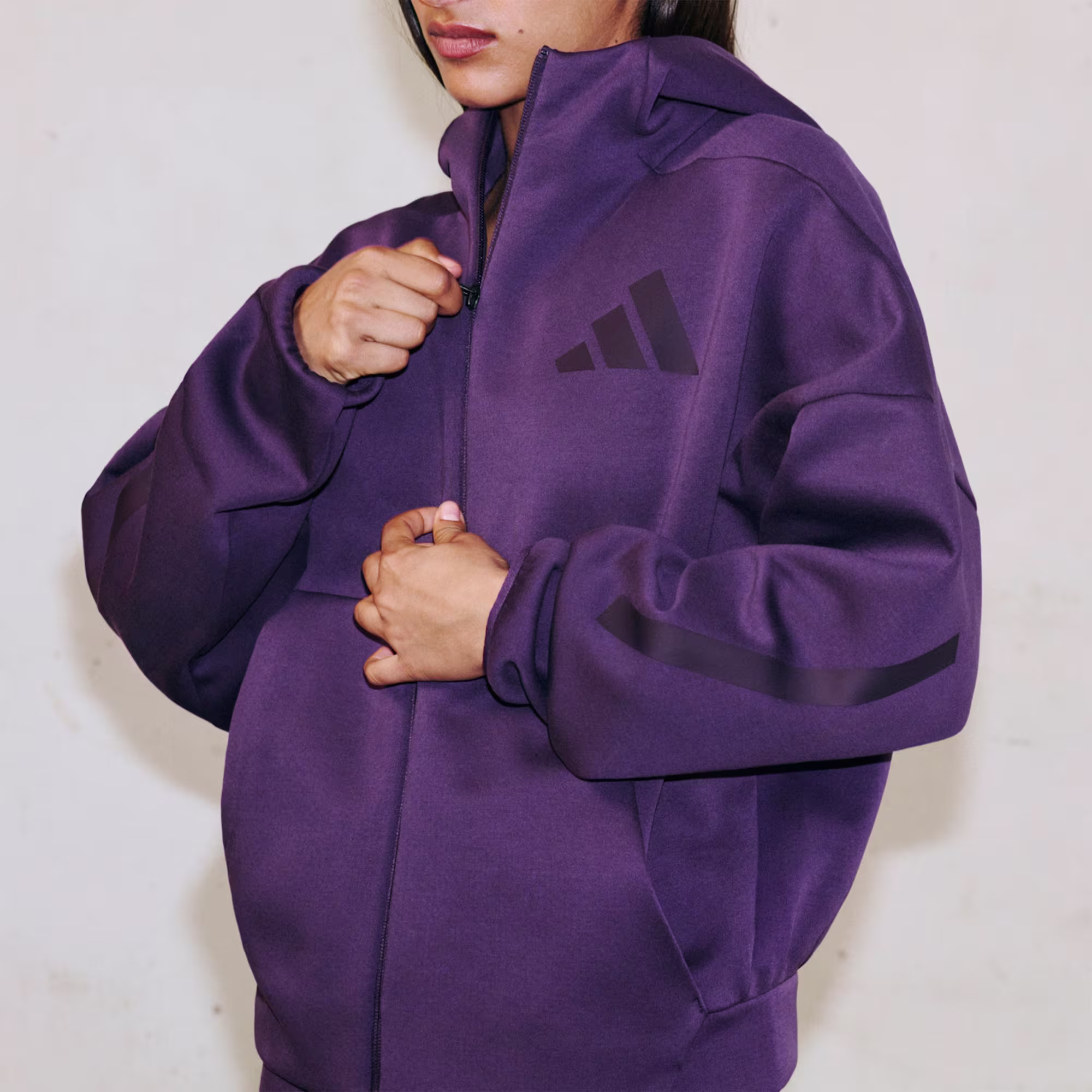 Adidas ქალის ჯემპრი