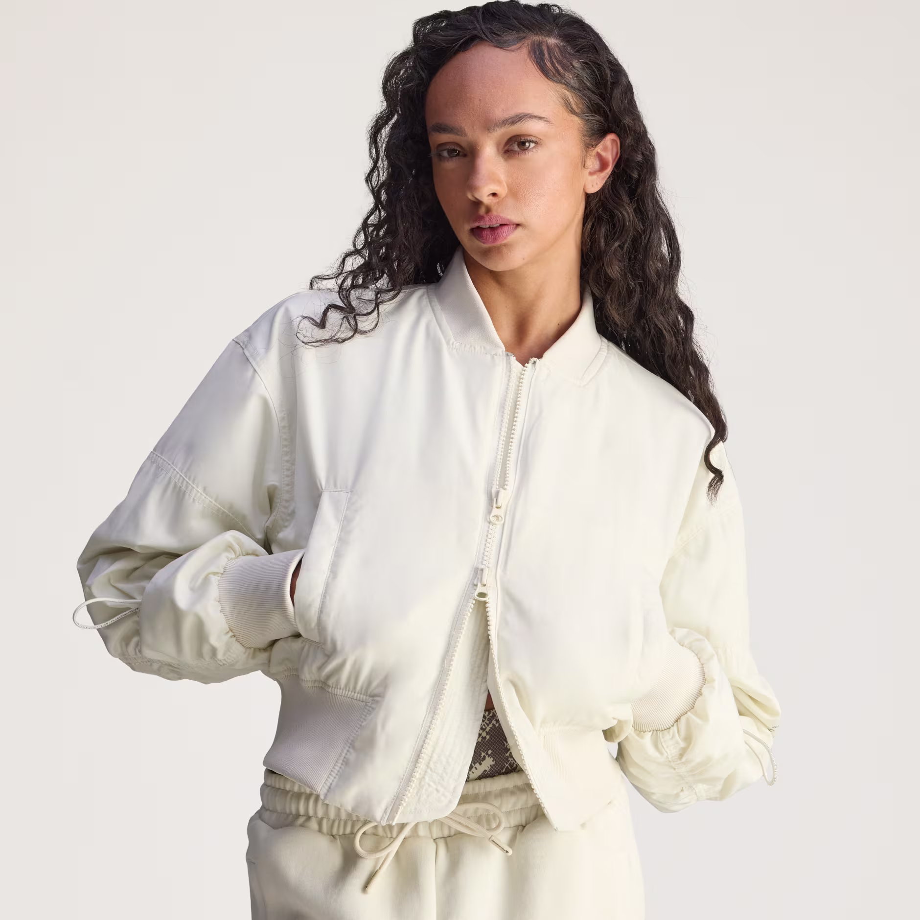 ქალის  ქურთუკი