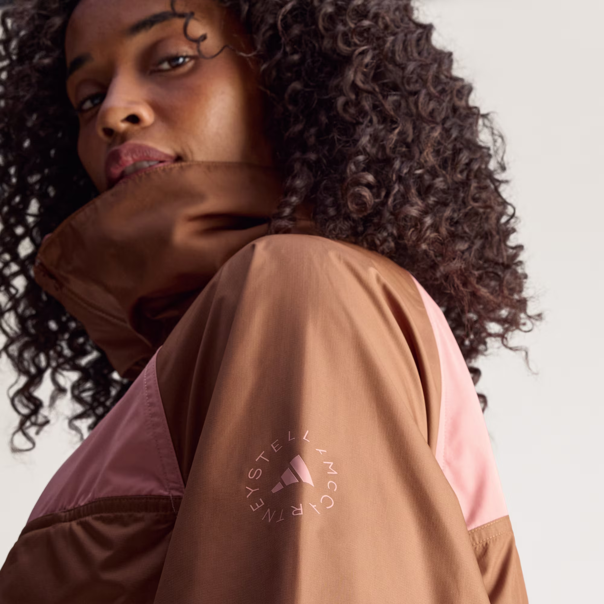 ქალის  ქურთუკი