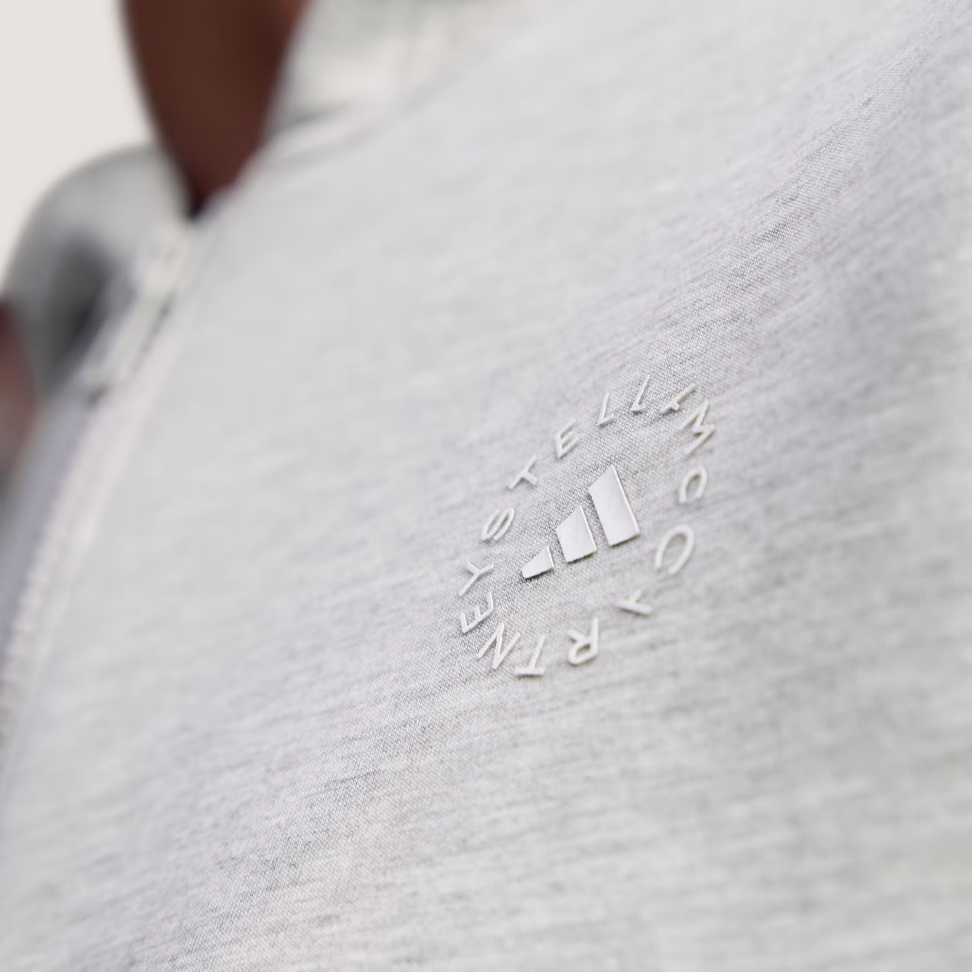 ქალის ჯემპრი