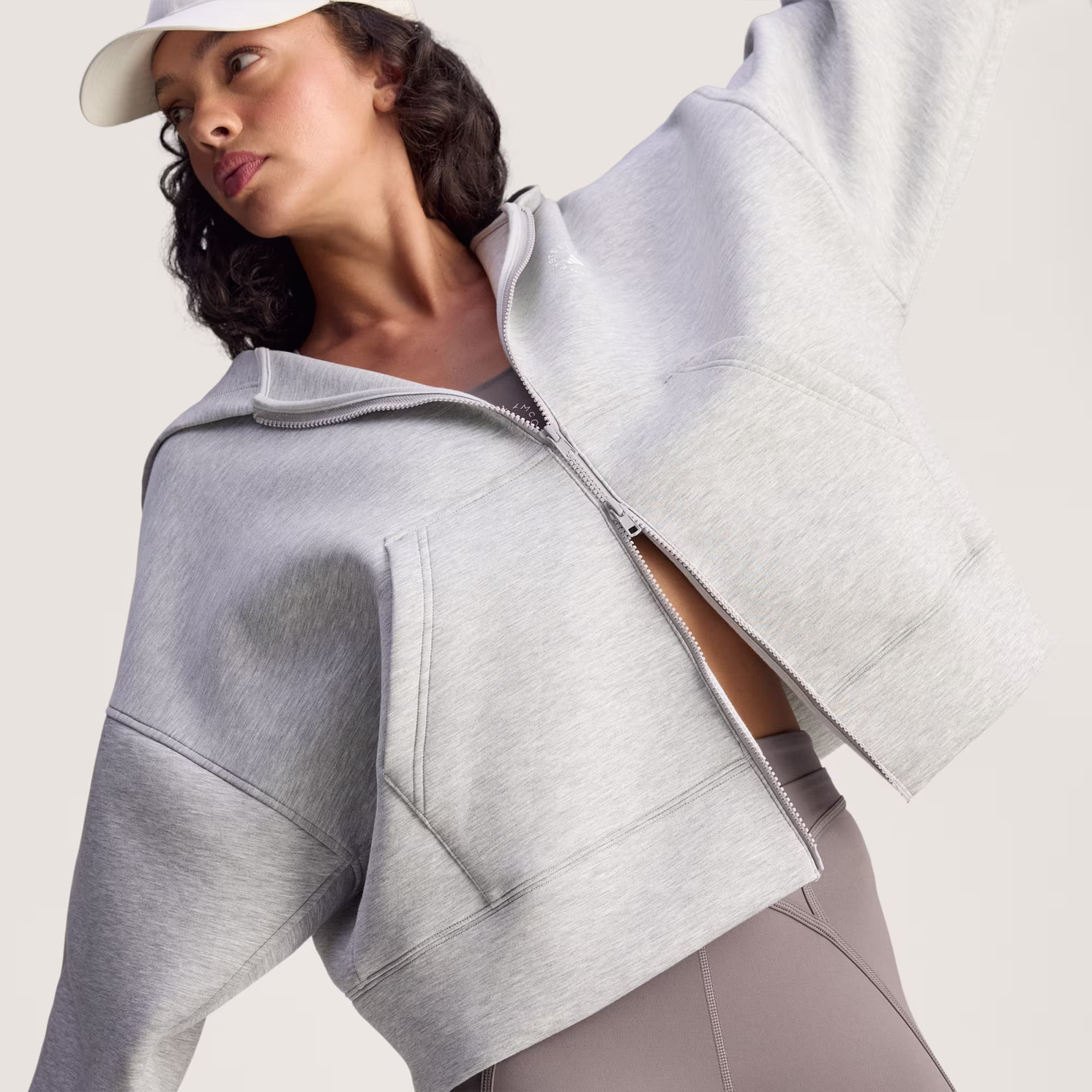 ქალის ჯემპრი