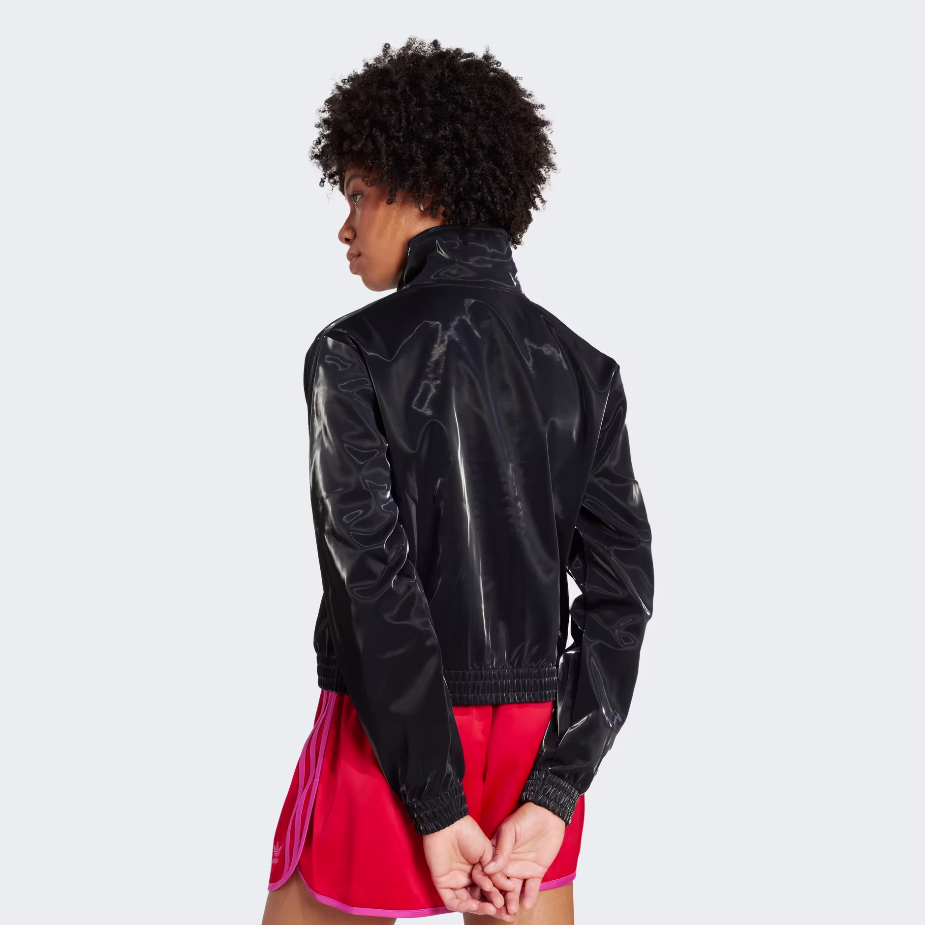 ქალის ჯემპრი