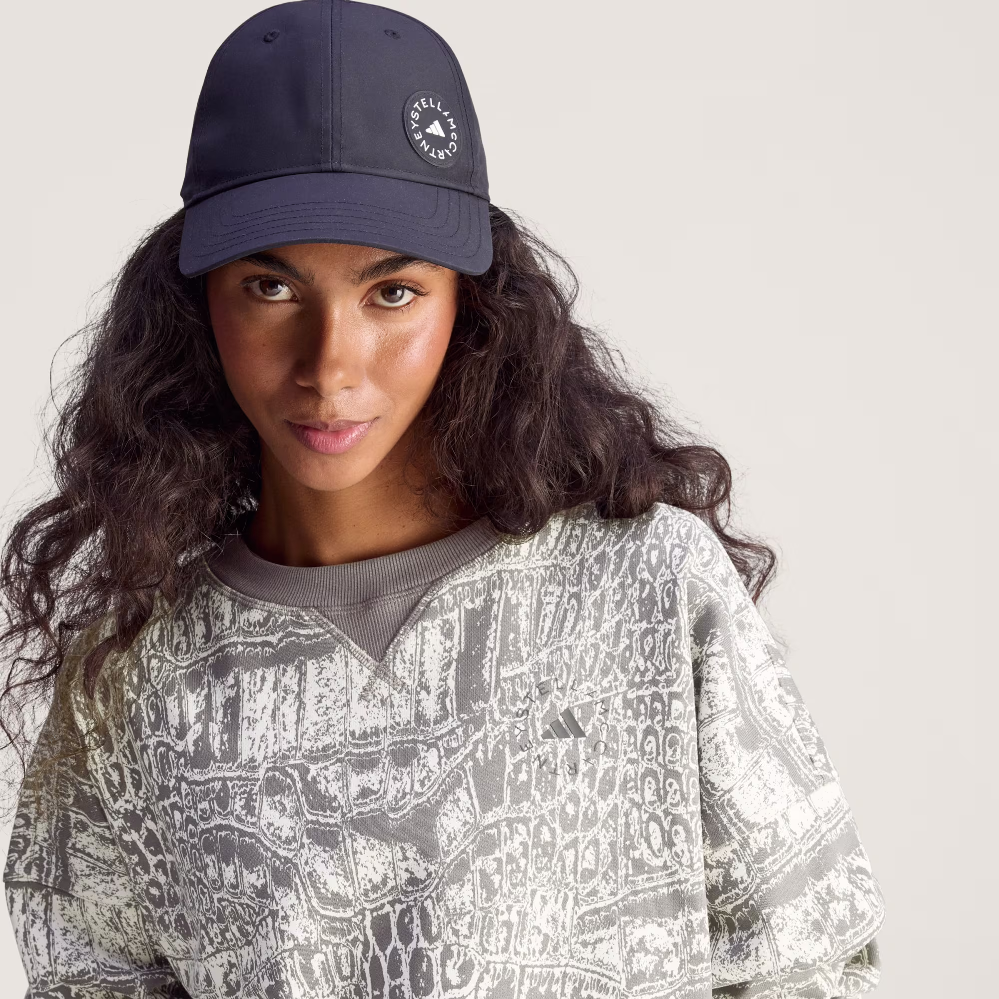 ქალის ჯემპრი