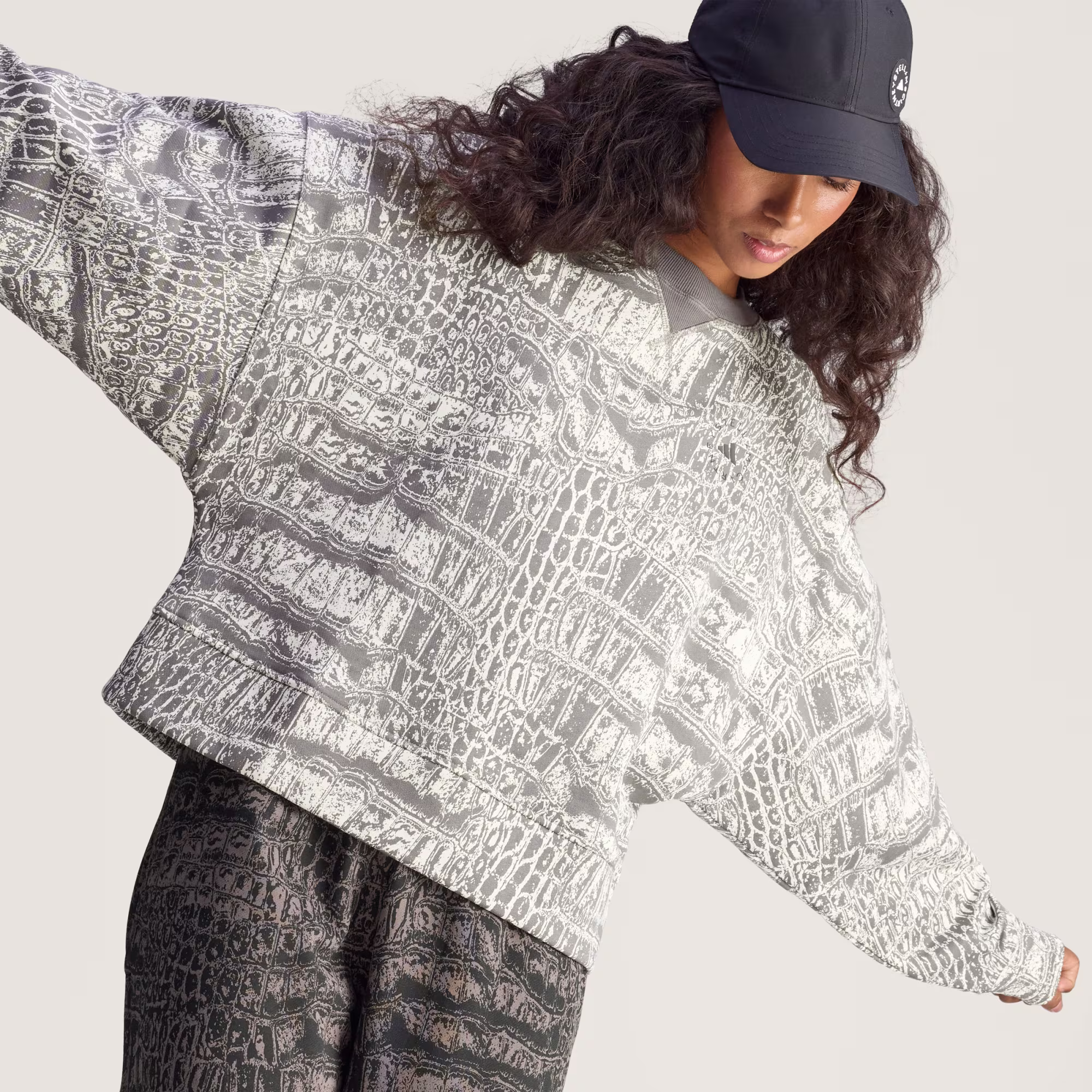 ქალის ჯემპრი