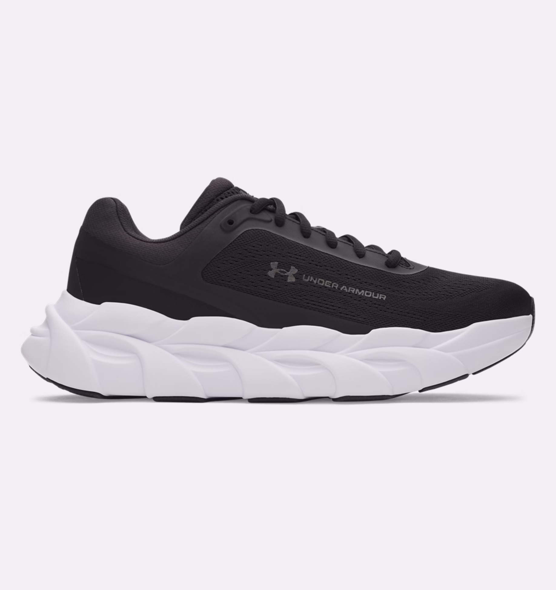 Under Armour მამაკაცის სპორტული ფეხსაცმელი