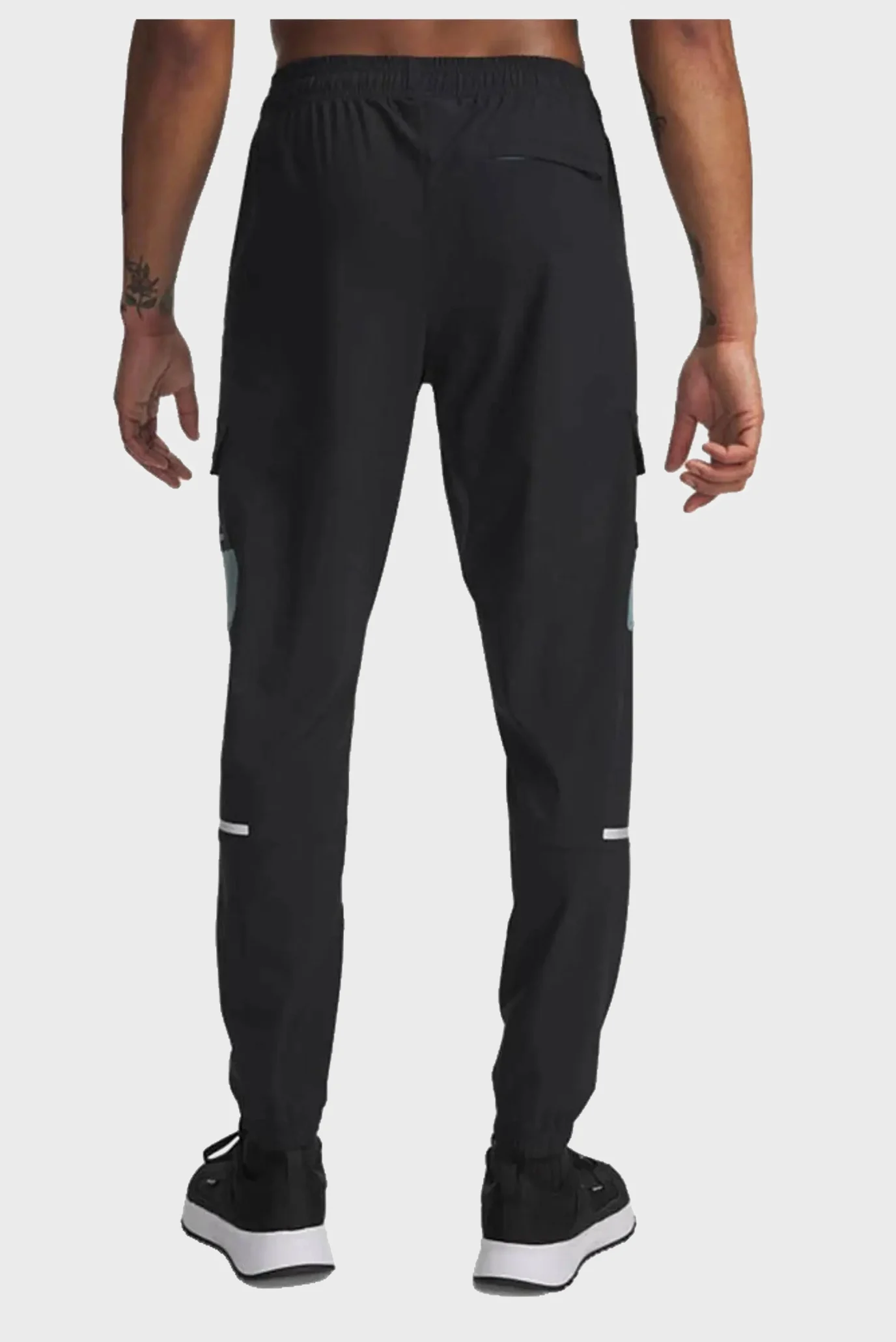 Under Armour მამაკაცის სპორტული შარვალი