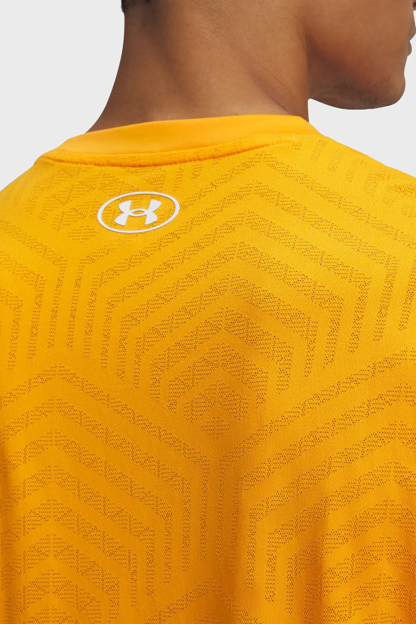 Under Armour მამაკაცის მაისური