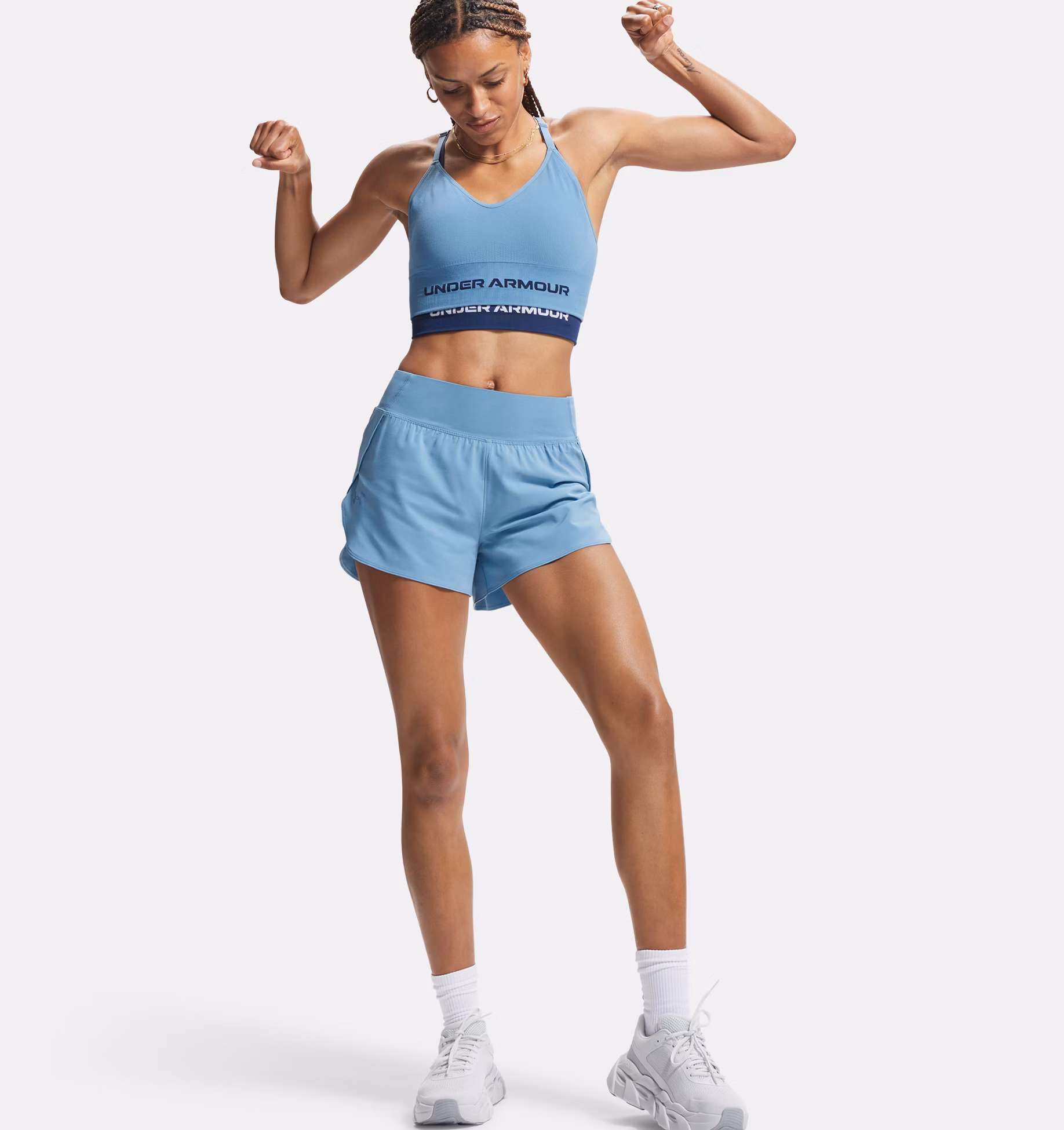 ქალის მაისური