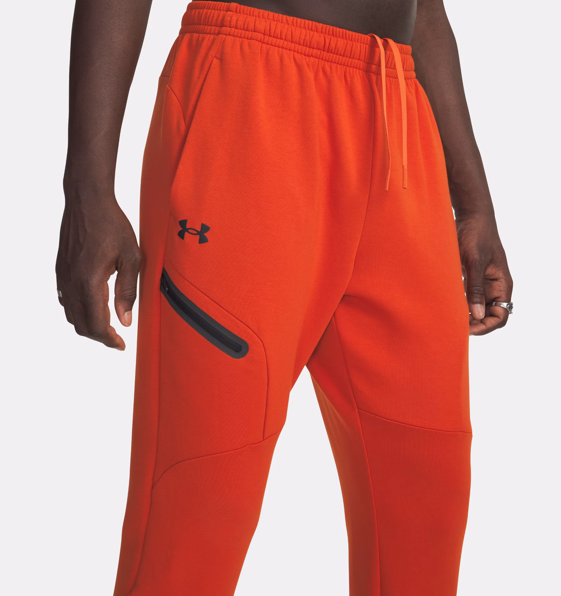 Under Armour მამაკაცის სპორტული შარვალი