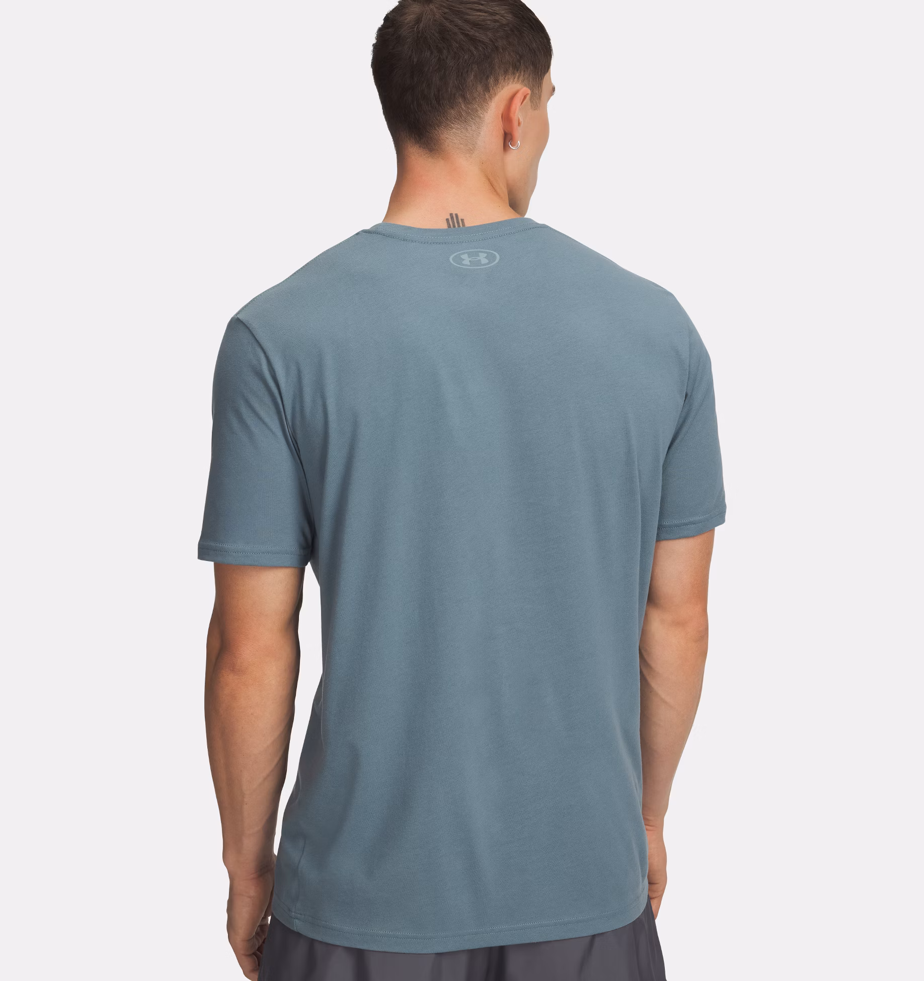 მამაკაცის მაისური