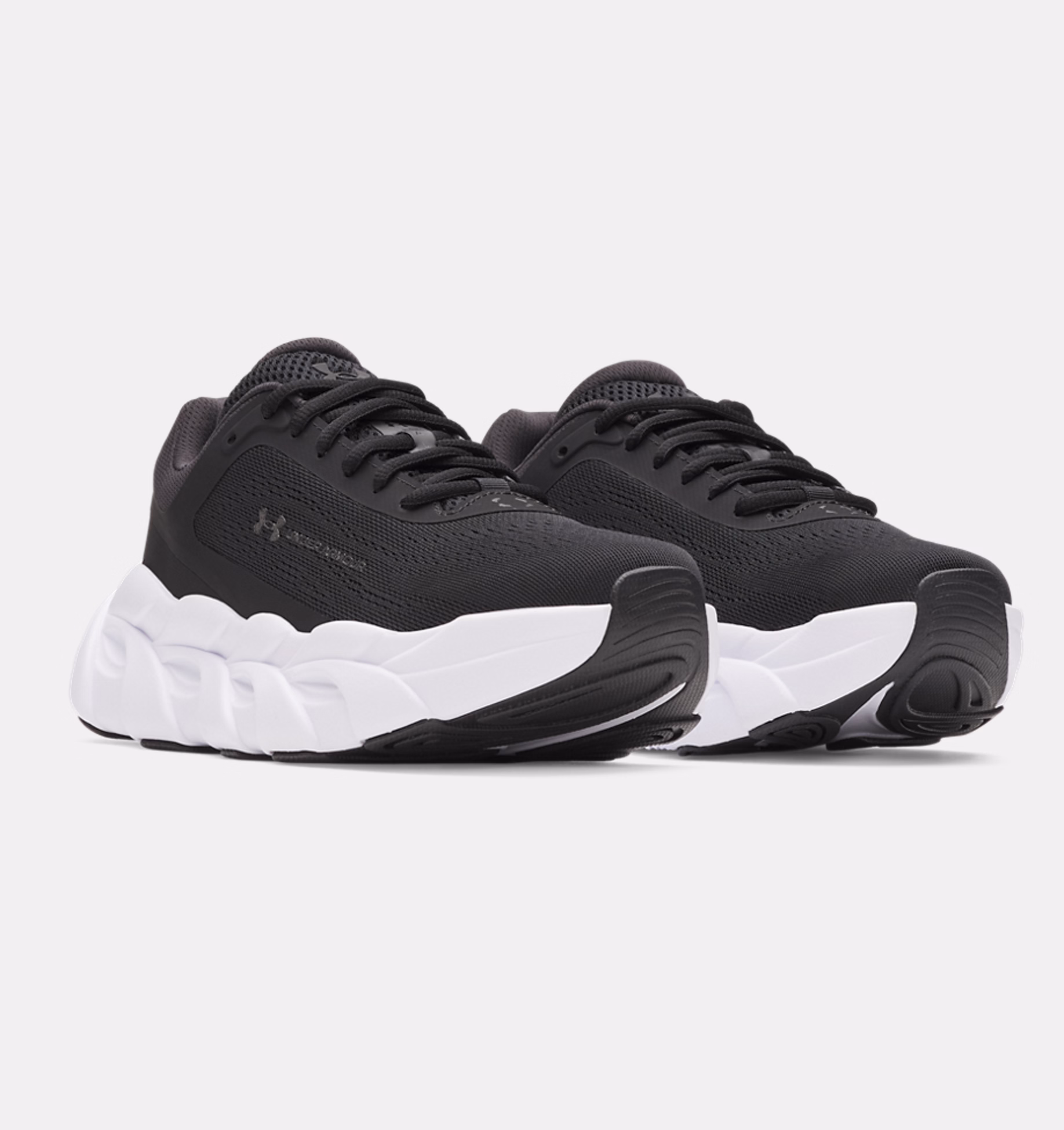 ქალის სპორტული ფეხსაცმელი