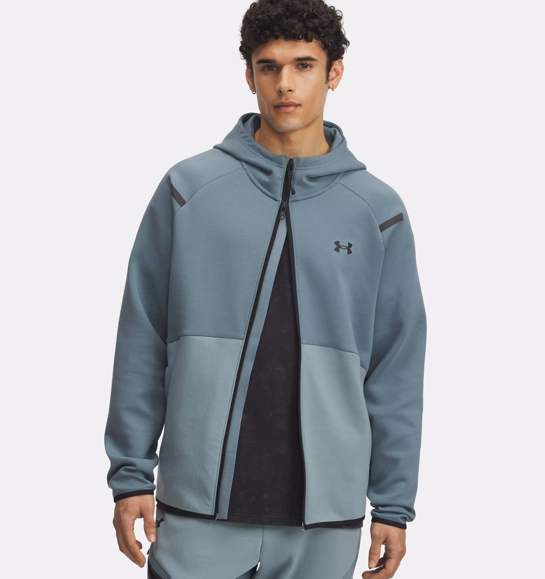 Under Armour მამაკაცის ჯემპრი