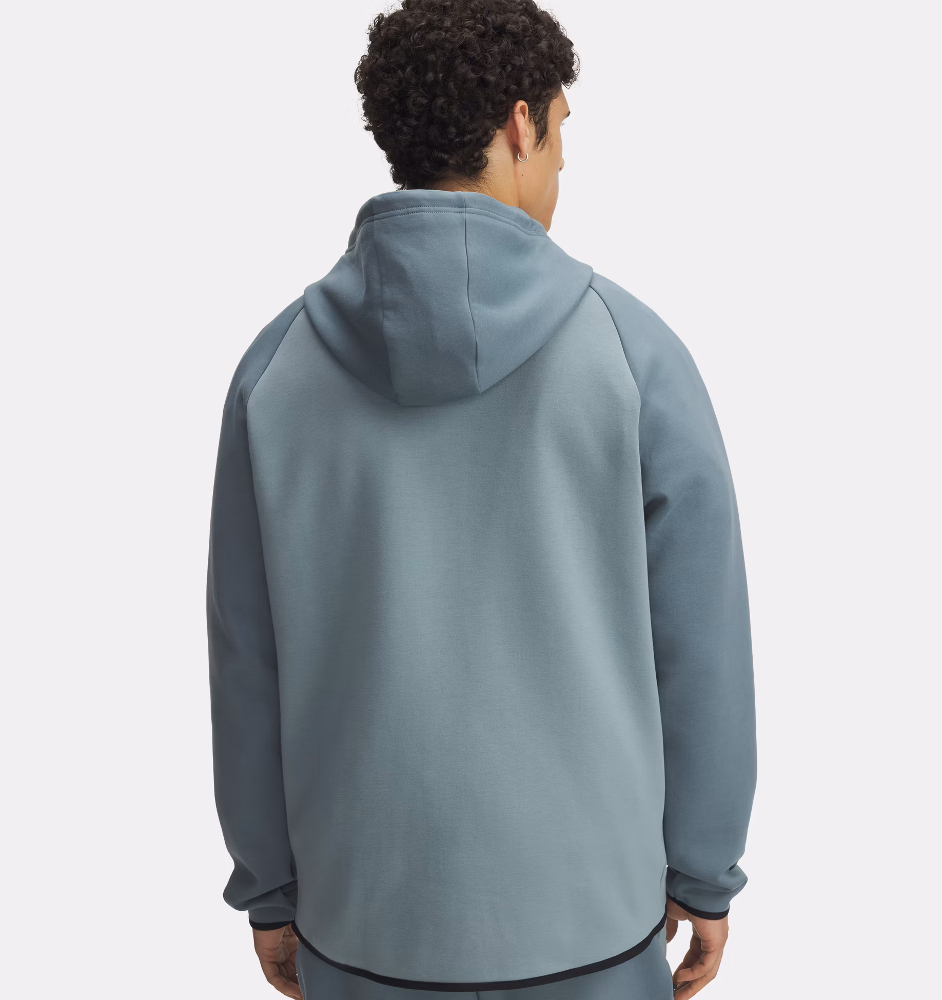 Under Armour მამაკაცის ჯემპრი