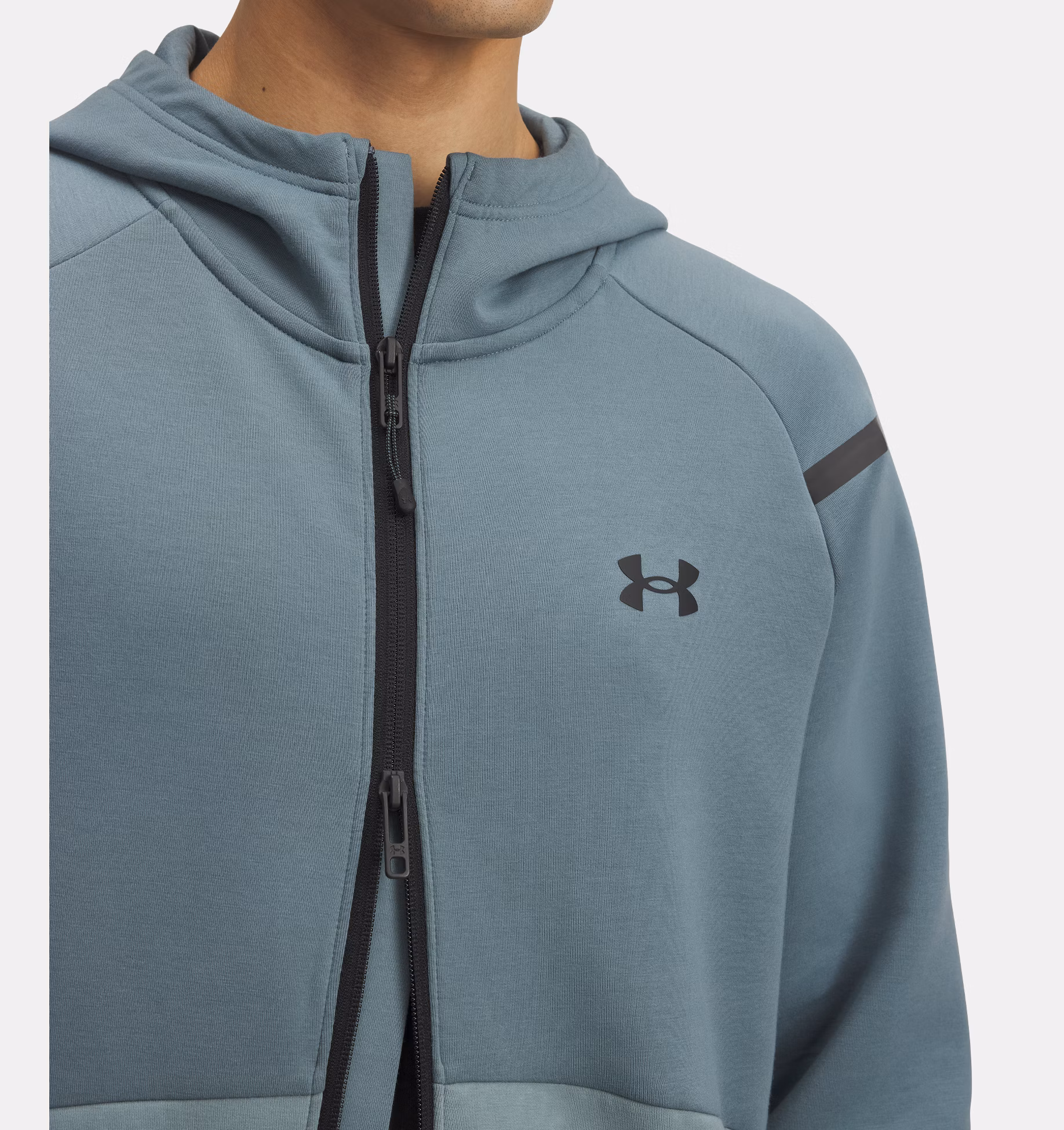 Under Armour მამაკაცის ჯემპრი