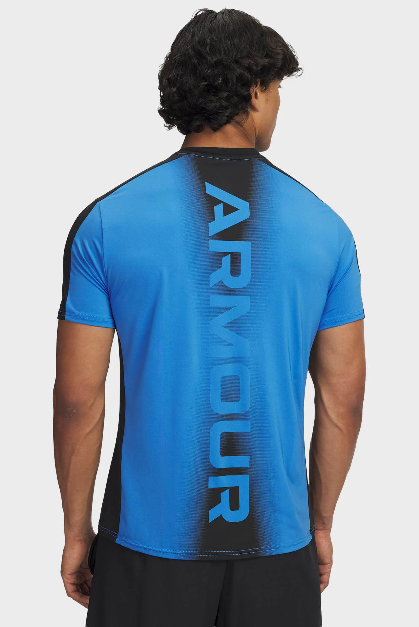 მამაკაცის მაისური