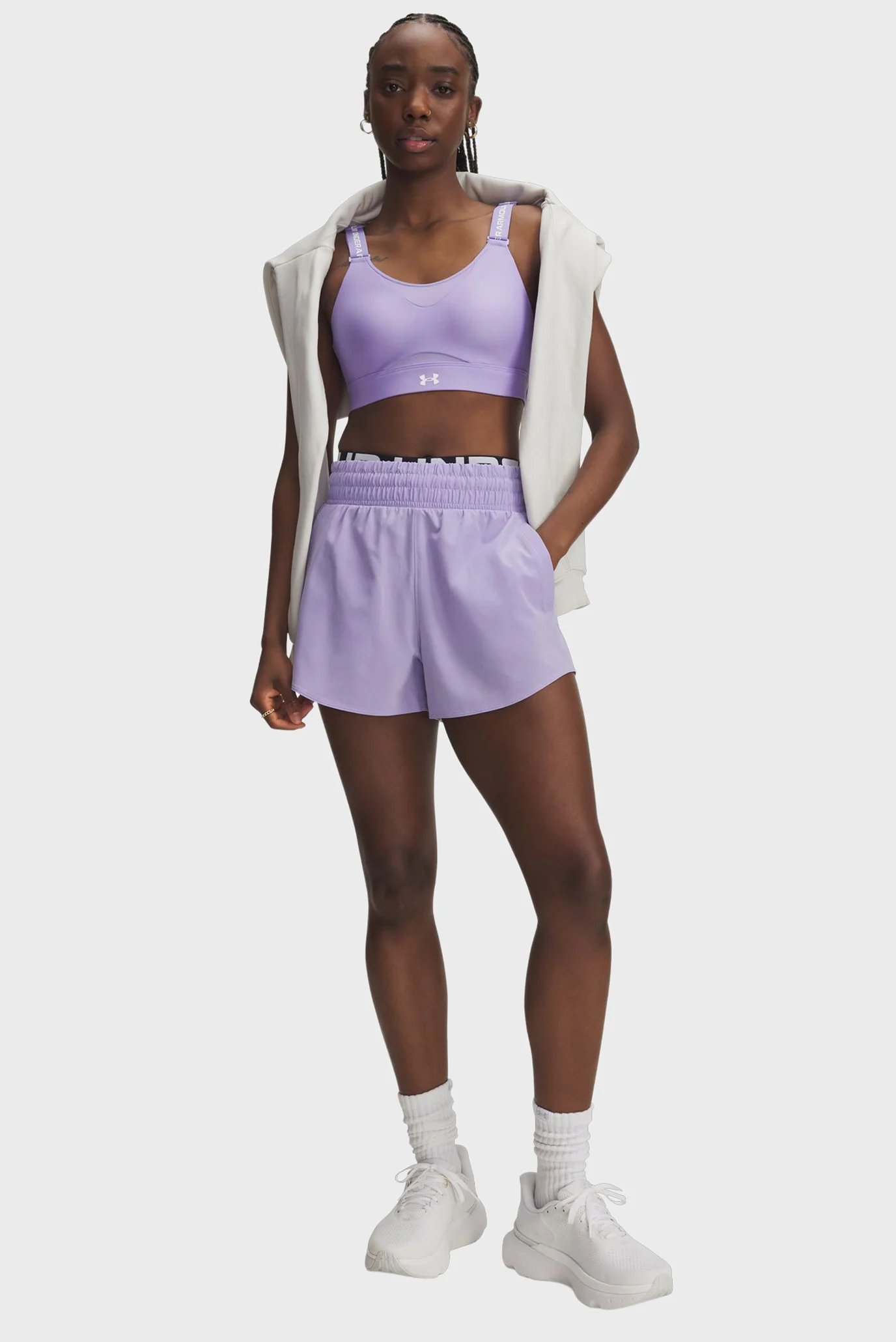 ქალის შორტი