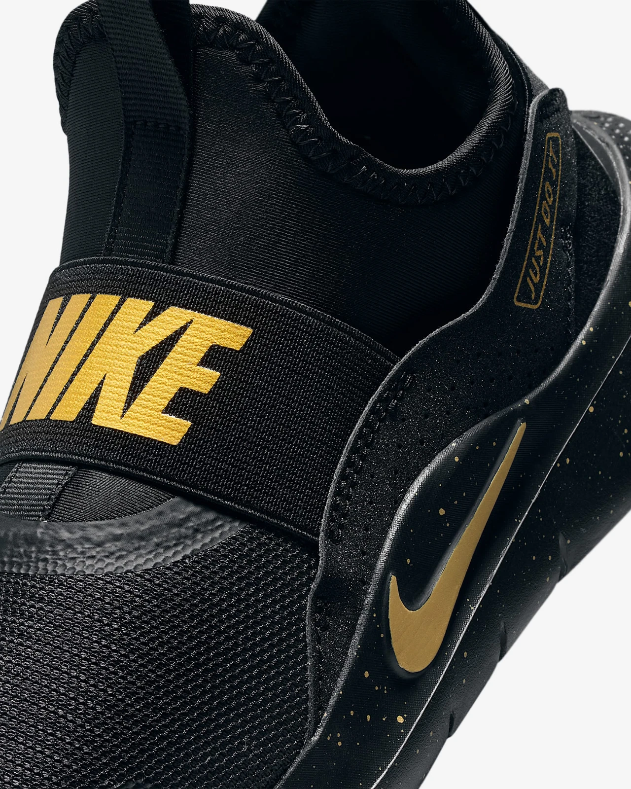 ბავშვის სპორტული ფეხსაცმელი