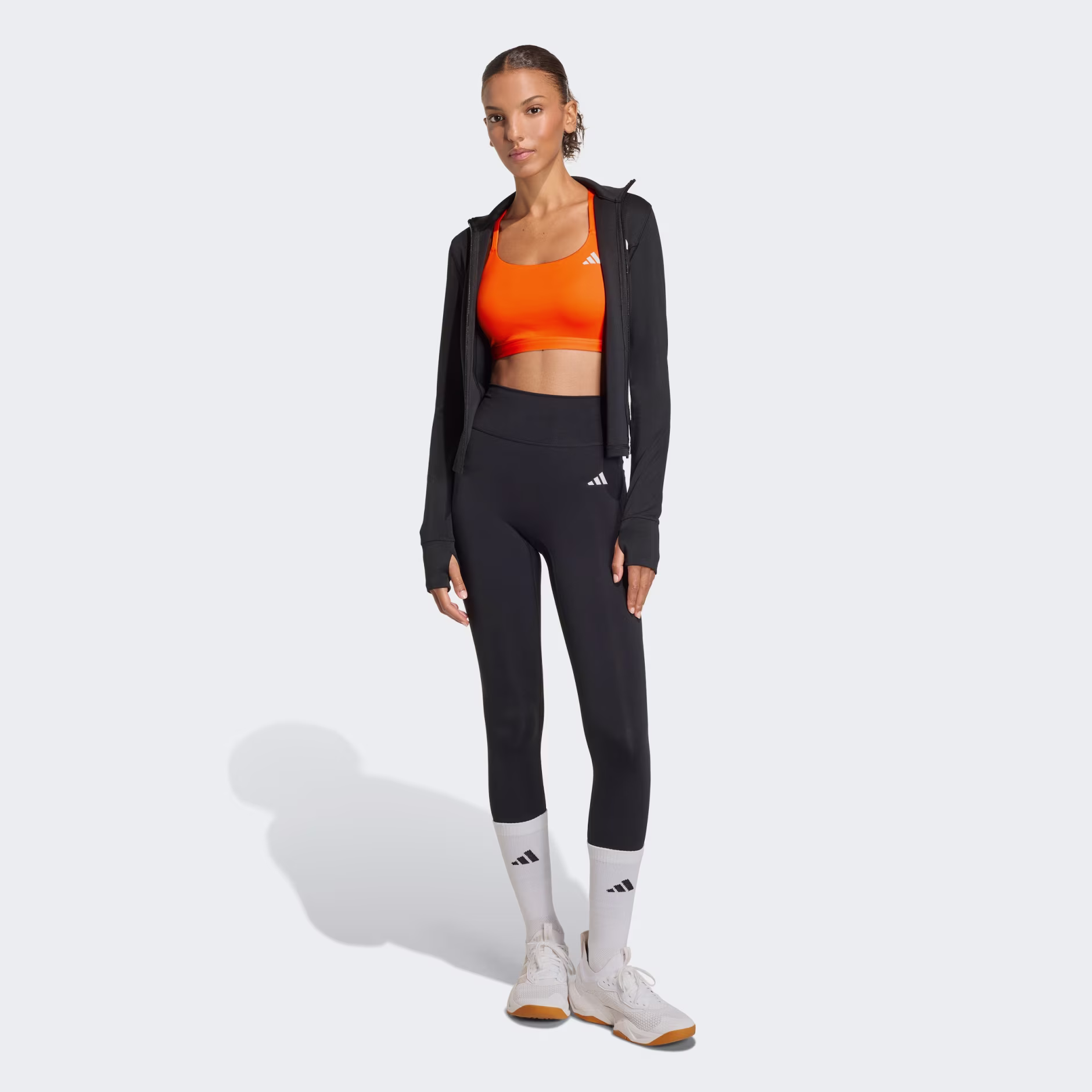 ქალის მაისური