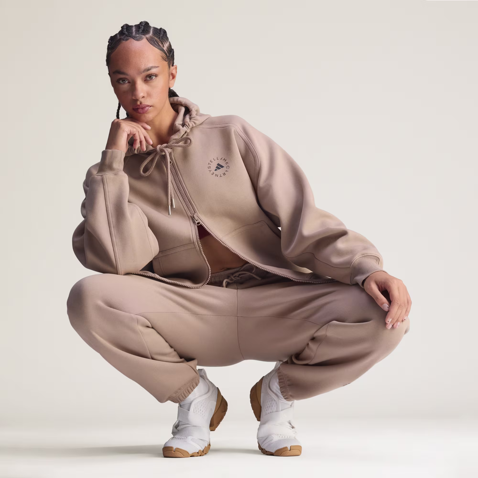 ქალის ჯემპრი