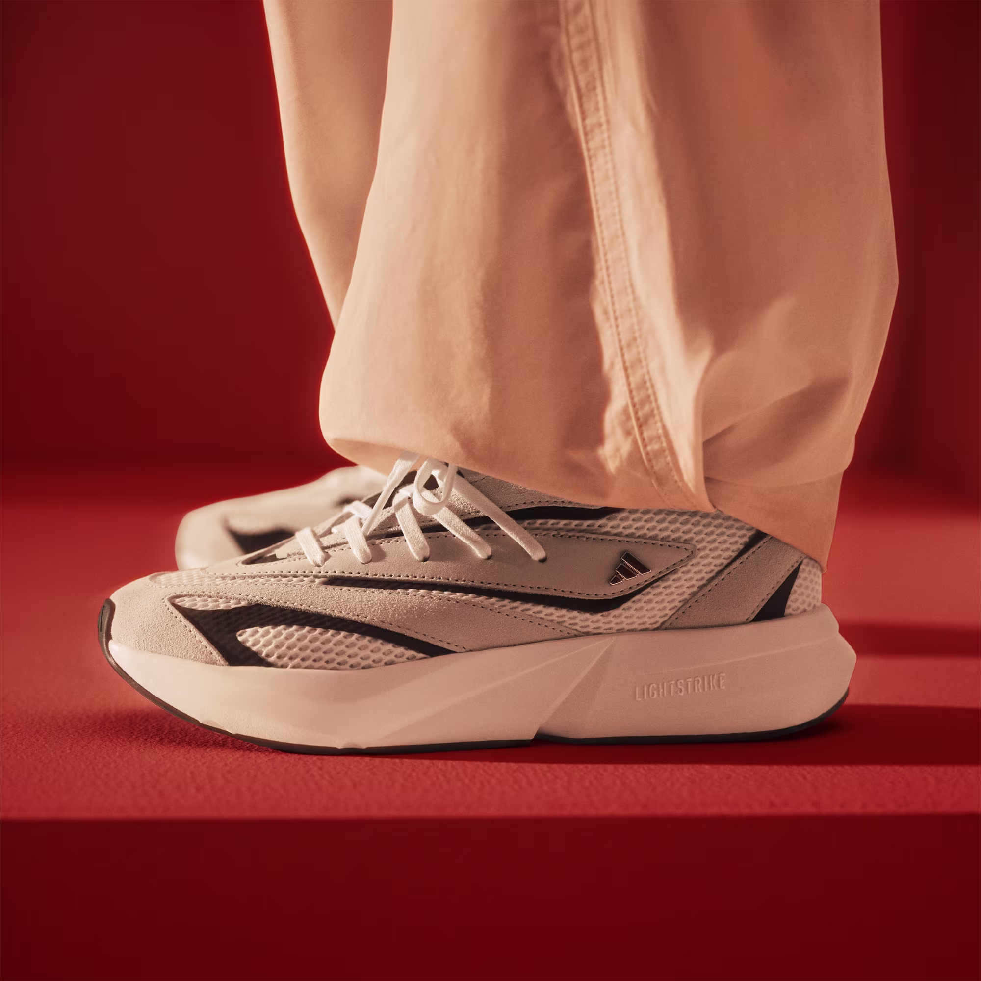 ქალის სპორტული ფეხსაცმელი LIGHTSTRIDE