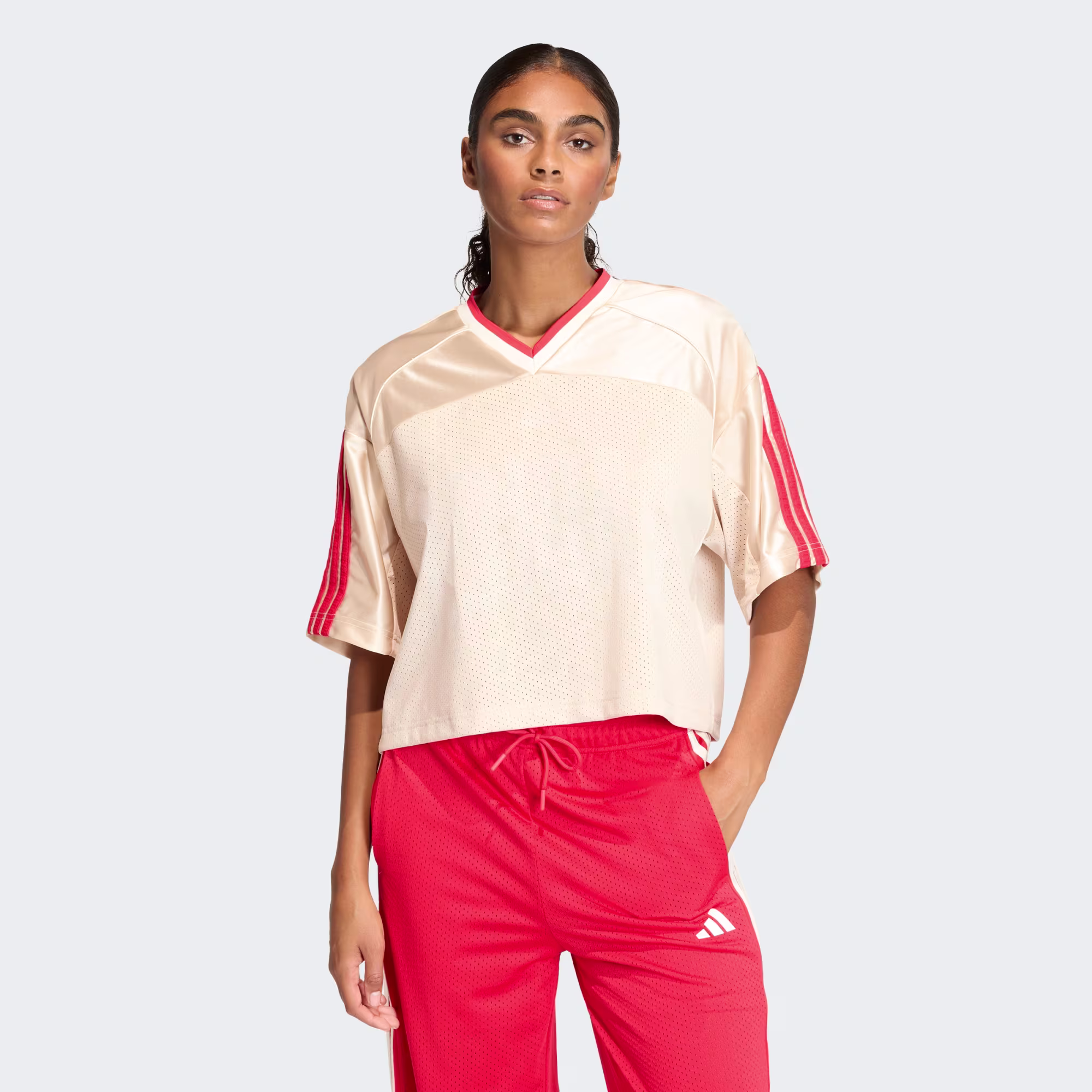 ქალის მაისური