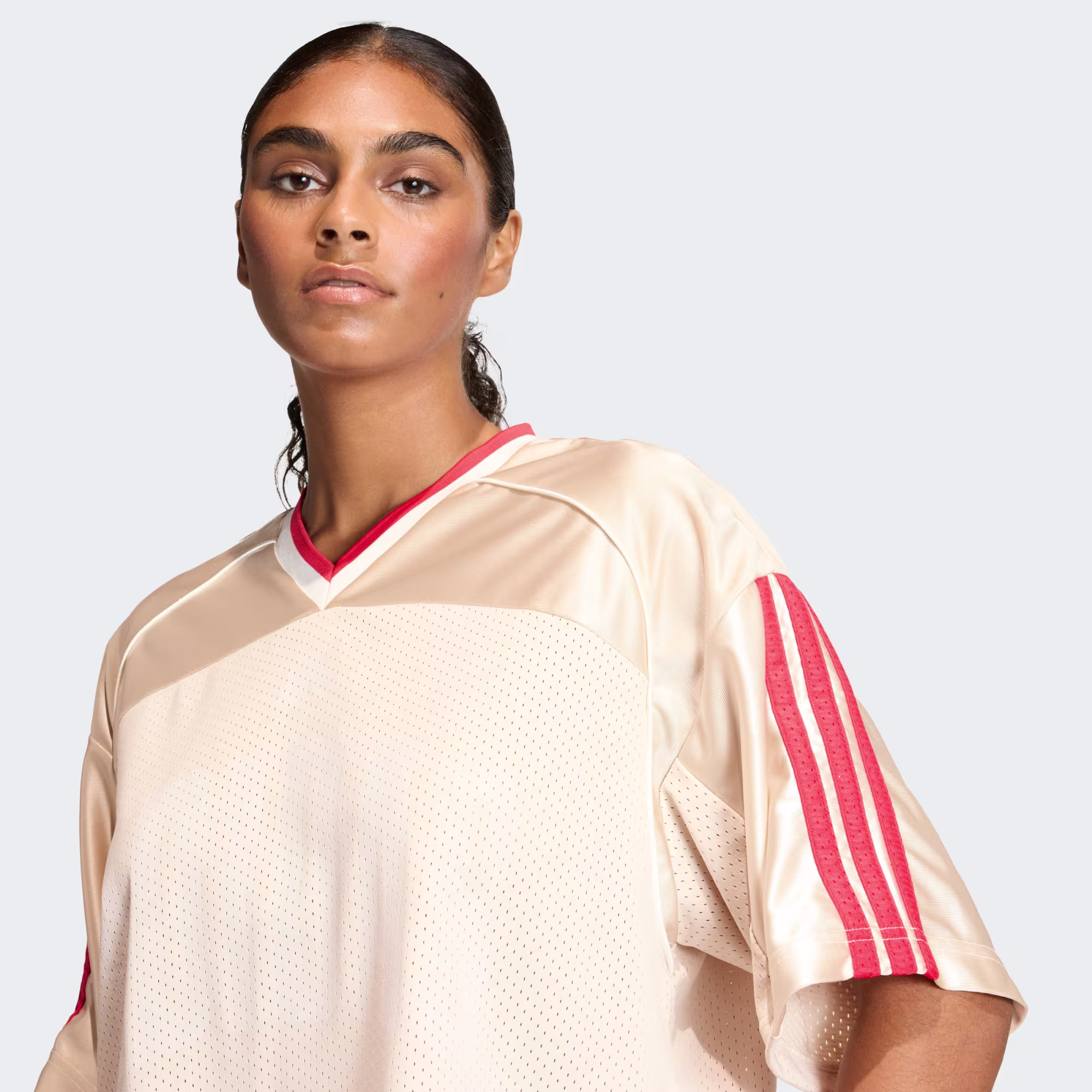 ქალის მაისური