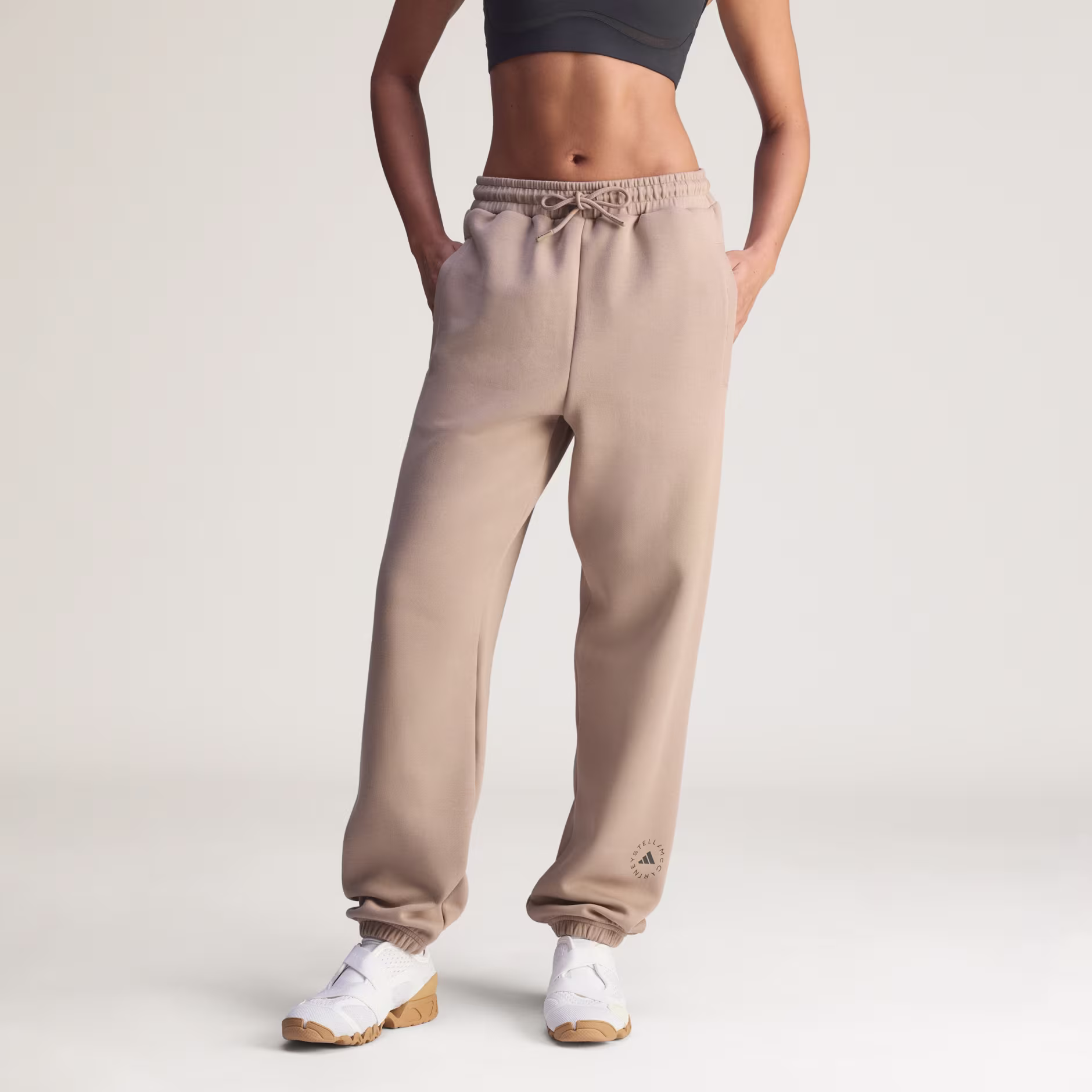 ქალის შარვალი