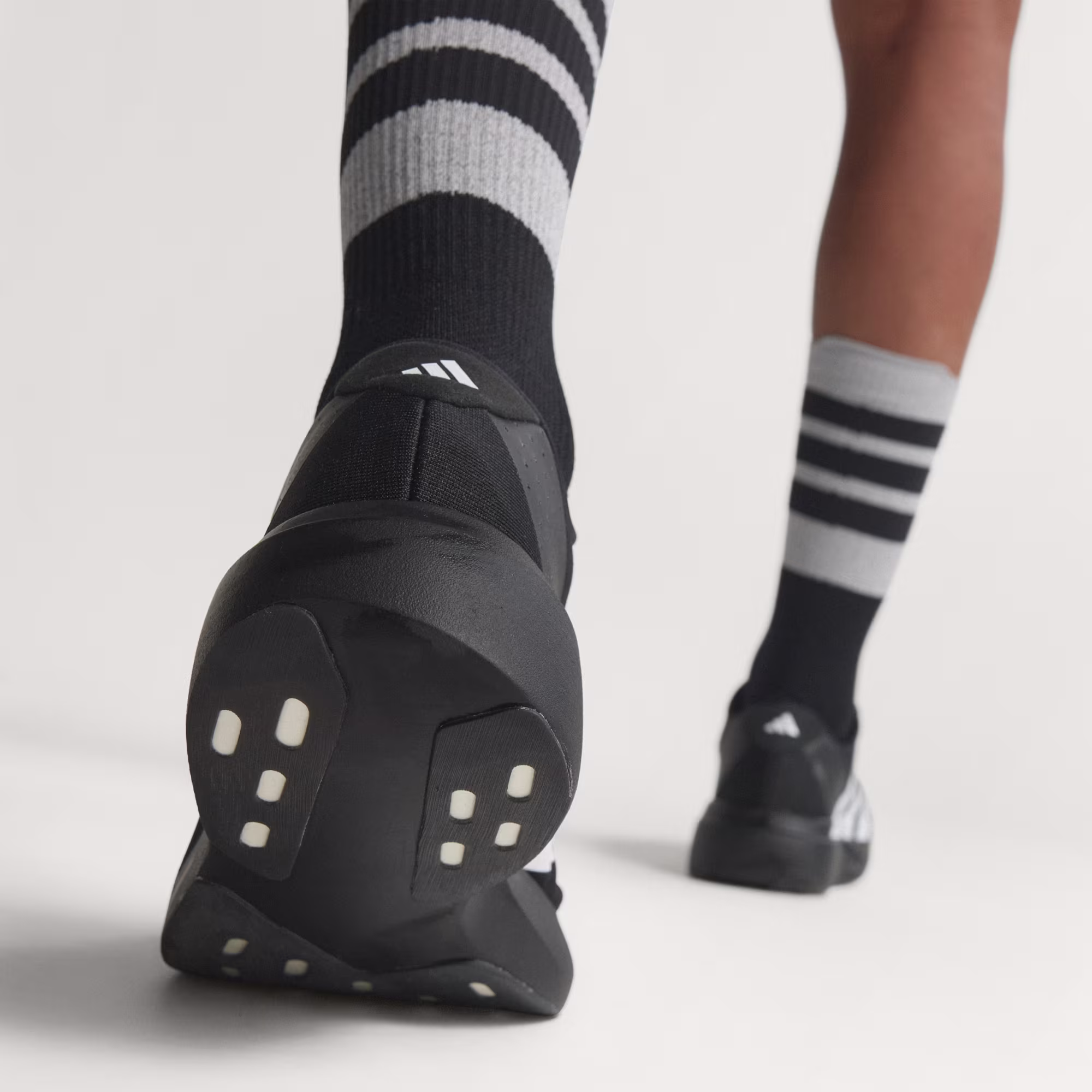 მამაკაცის სპორტული ფეხსაცმელი