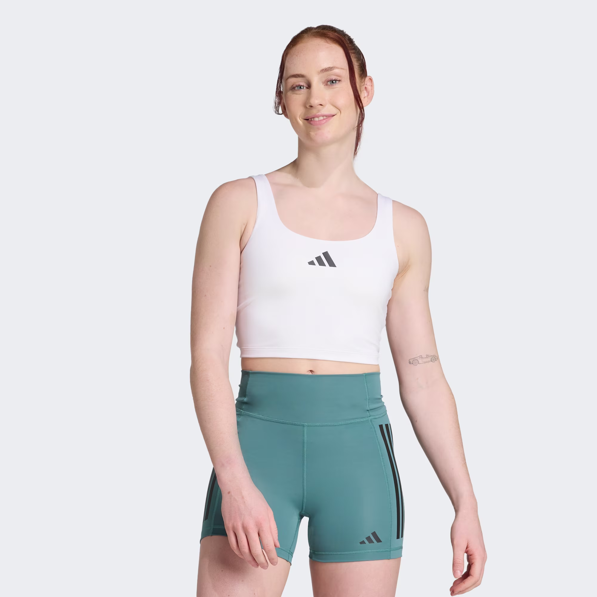 ქალის მაისური