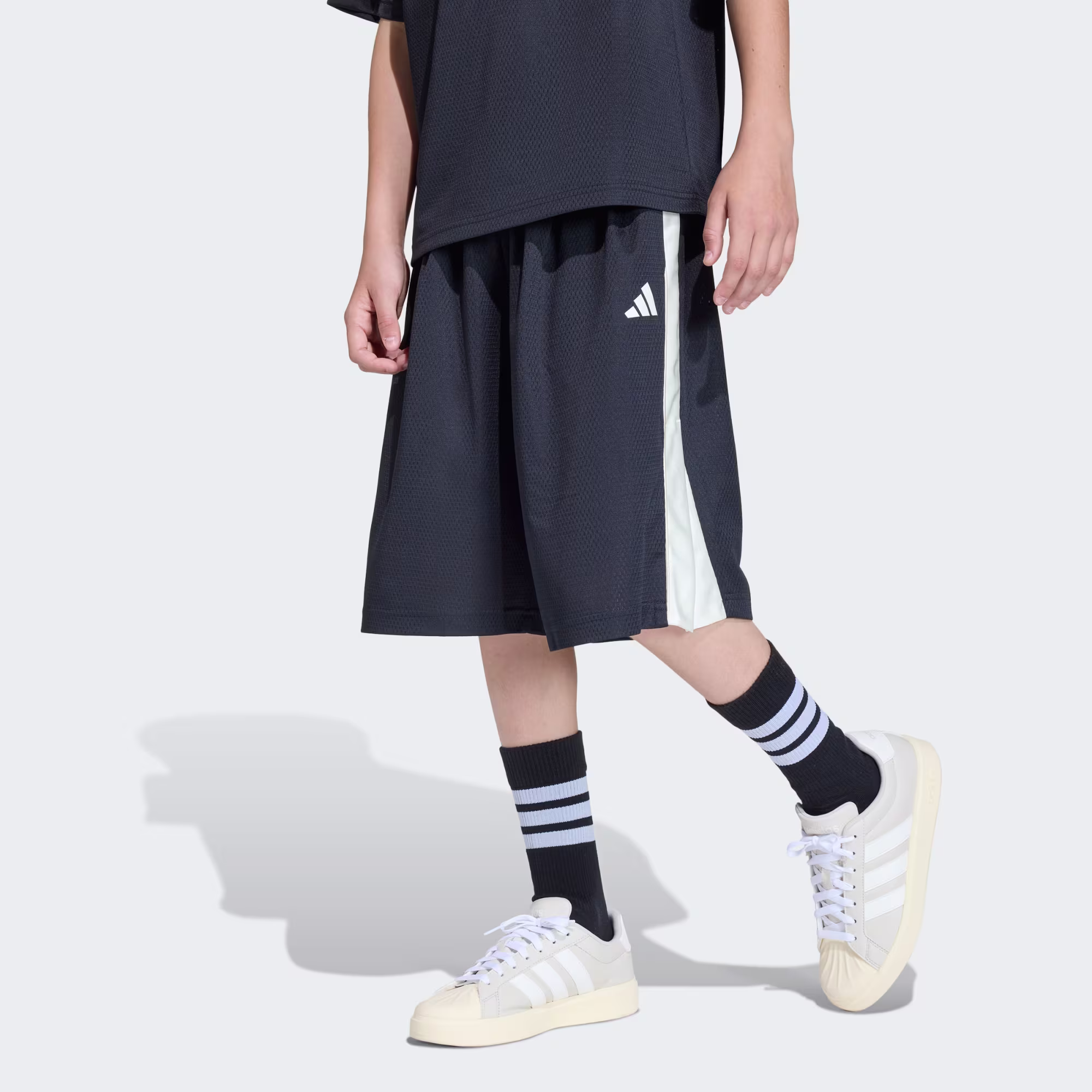 ბავშვის შორტი